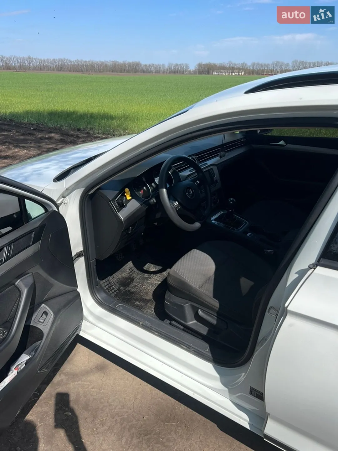 2015 Volkswagen Passat - мініатюра 9