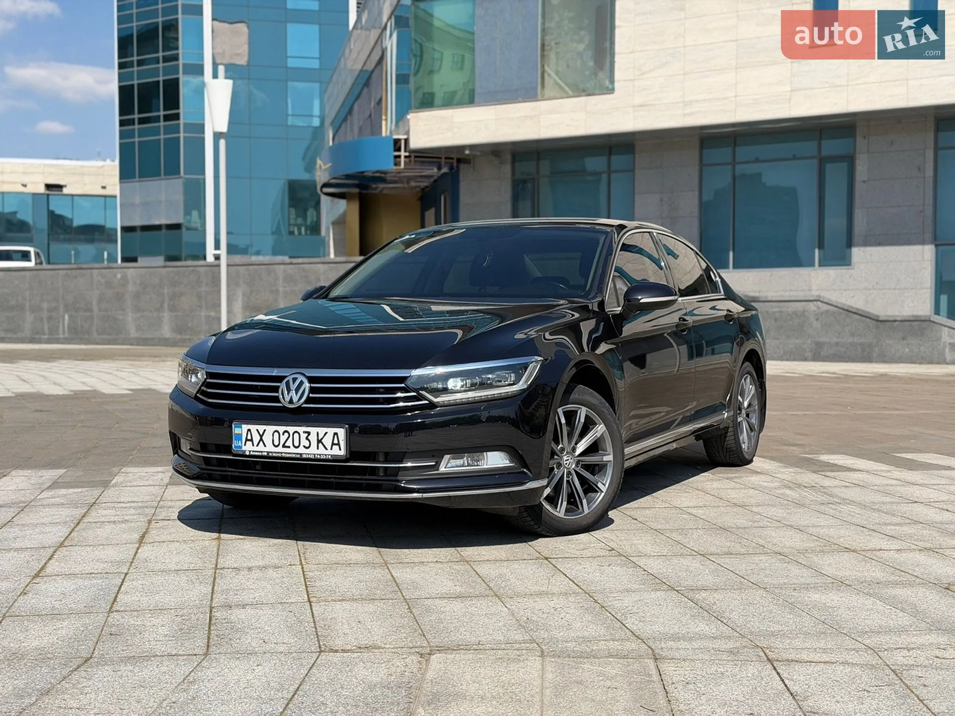 2017 Volkswagen Passat - фото 1