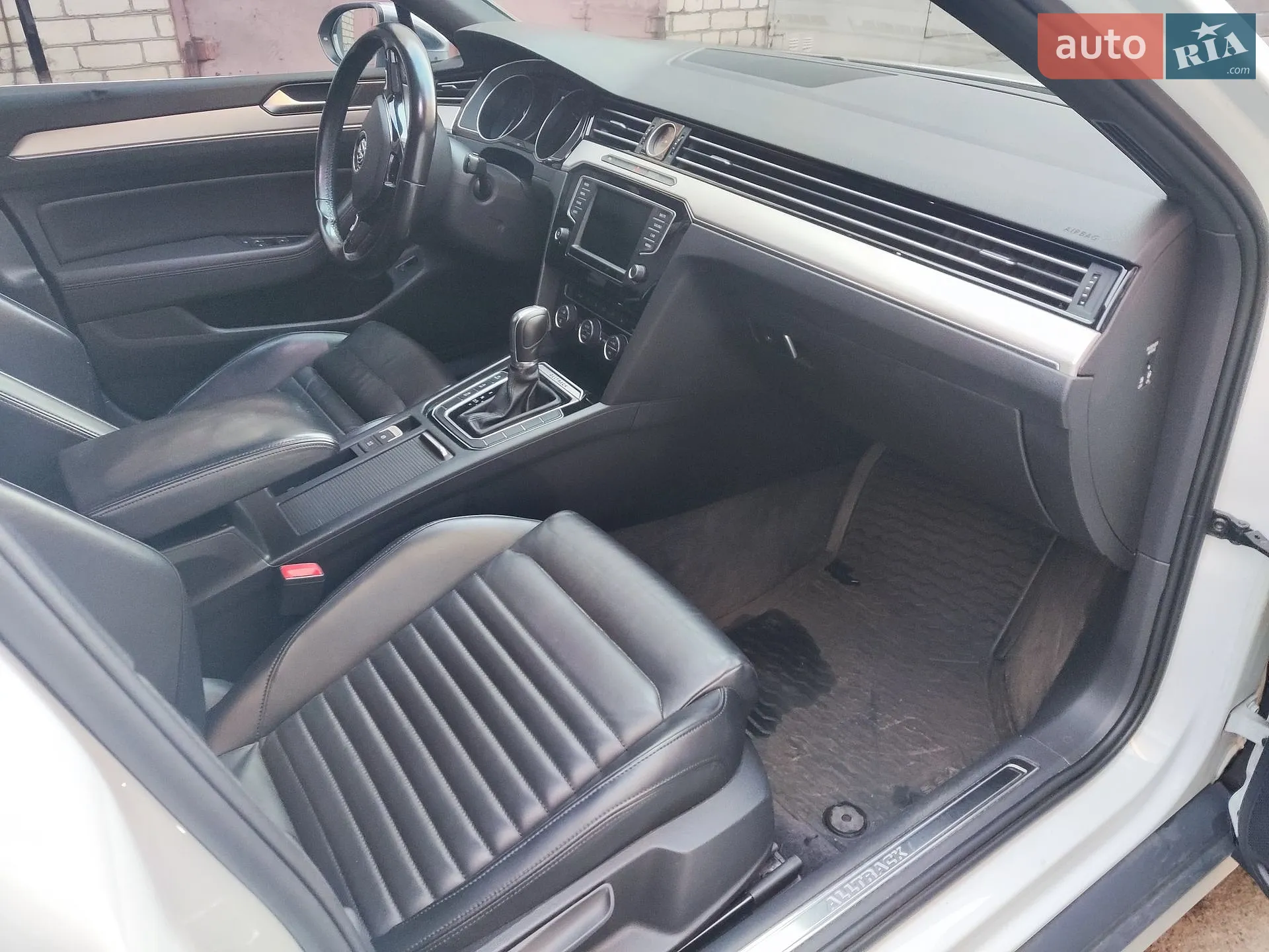 2016 Volkswagen Passat - мініатюра 41