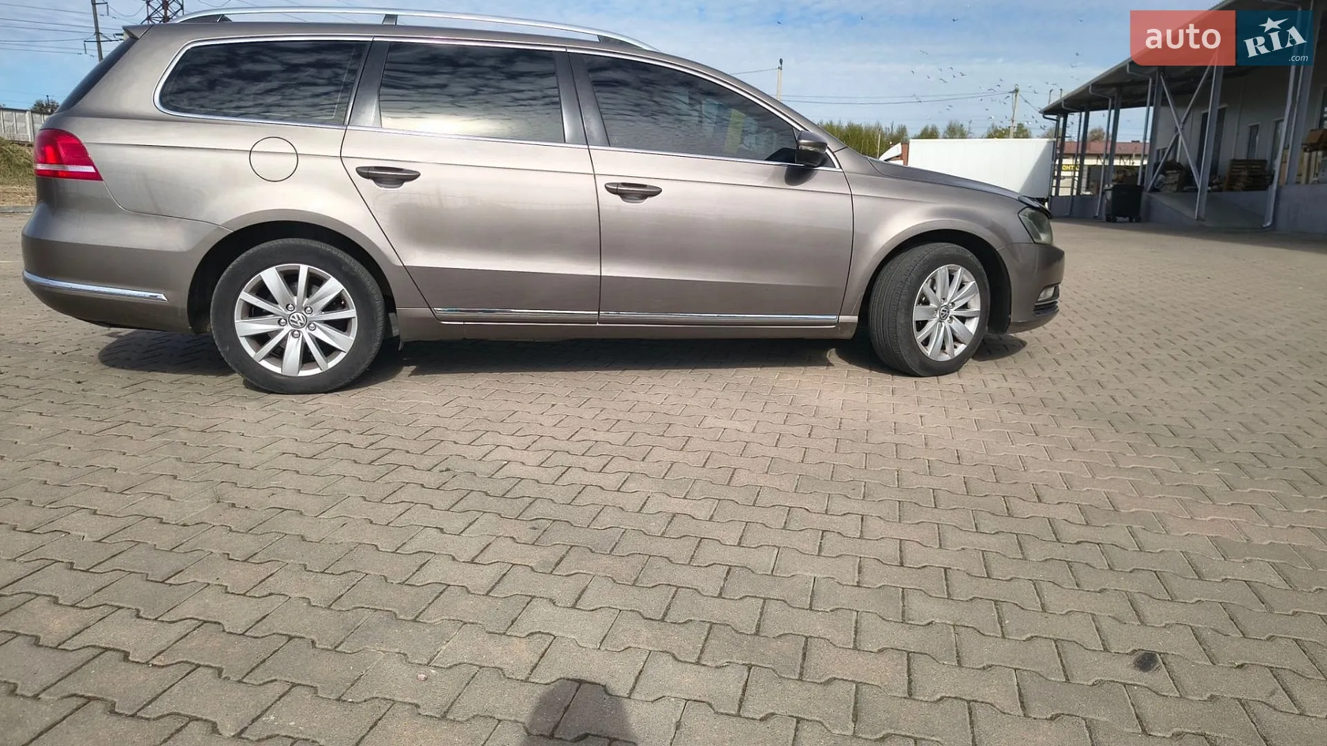 2011 Volkswagen Passat - мініатюра 2