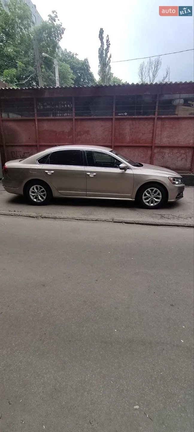 2015 Volkswagen Passat - мініатюра 2