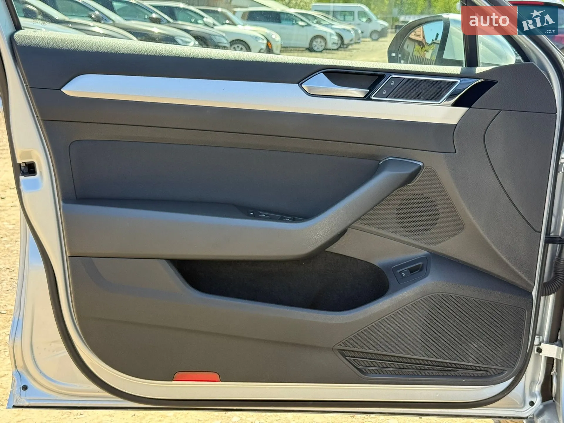 2019 Volkswagen Passat - мініатюра 23