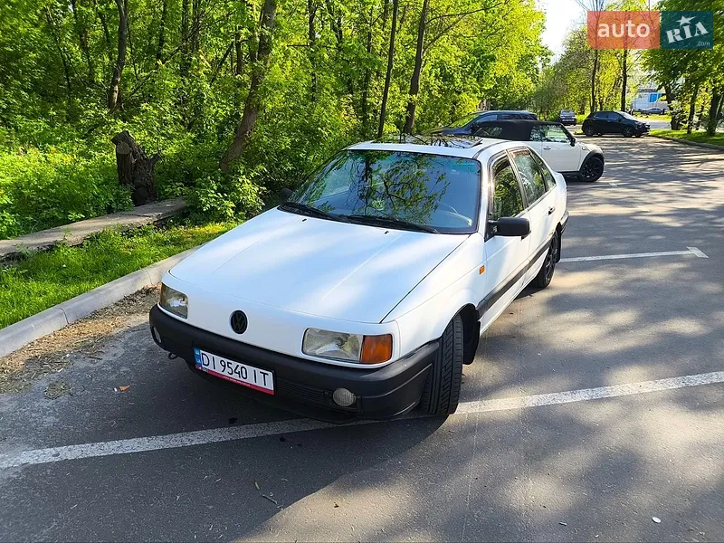 Volkswagen Passat 1993