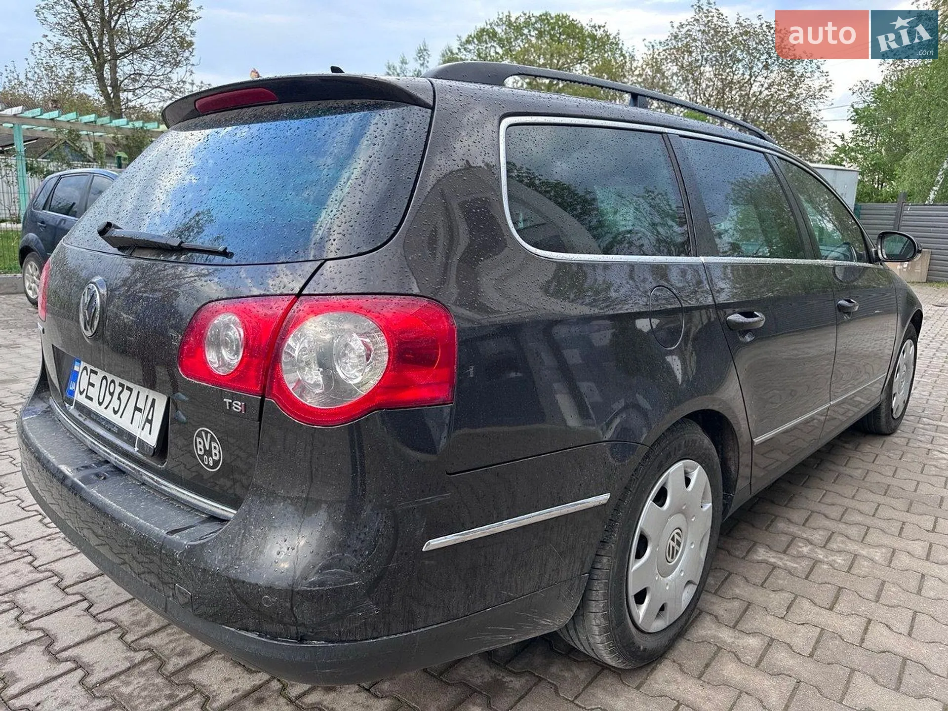 2010 Volkswagen Passat - мініатюра 2