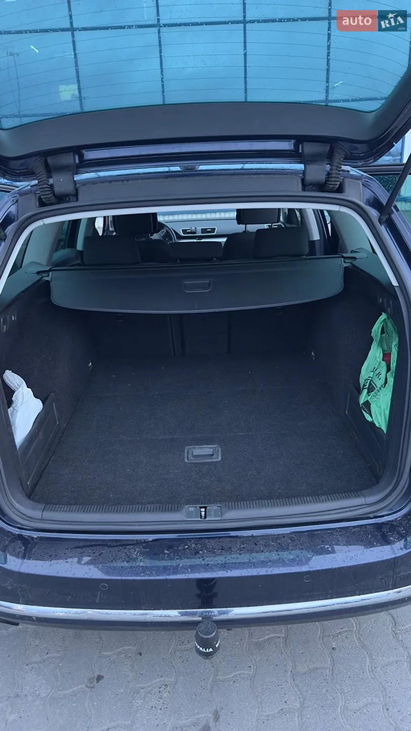2011 Volkswagen Passat - мініатюра 12