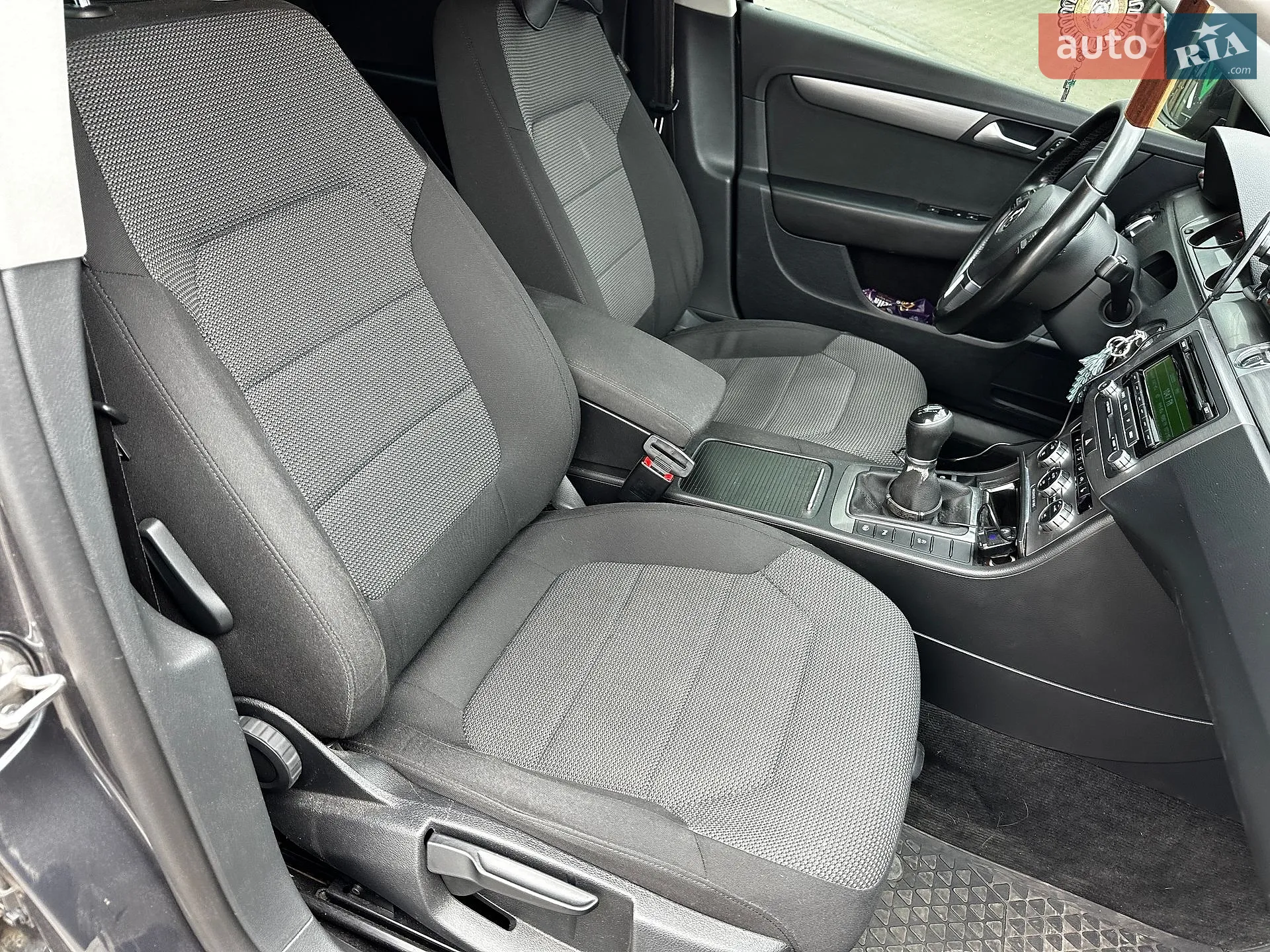 2014 Volkswagen Passat - мініатюра 41