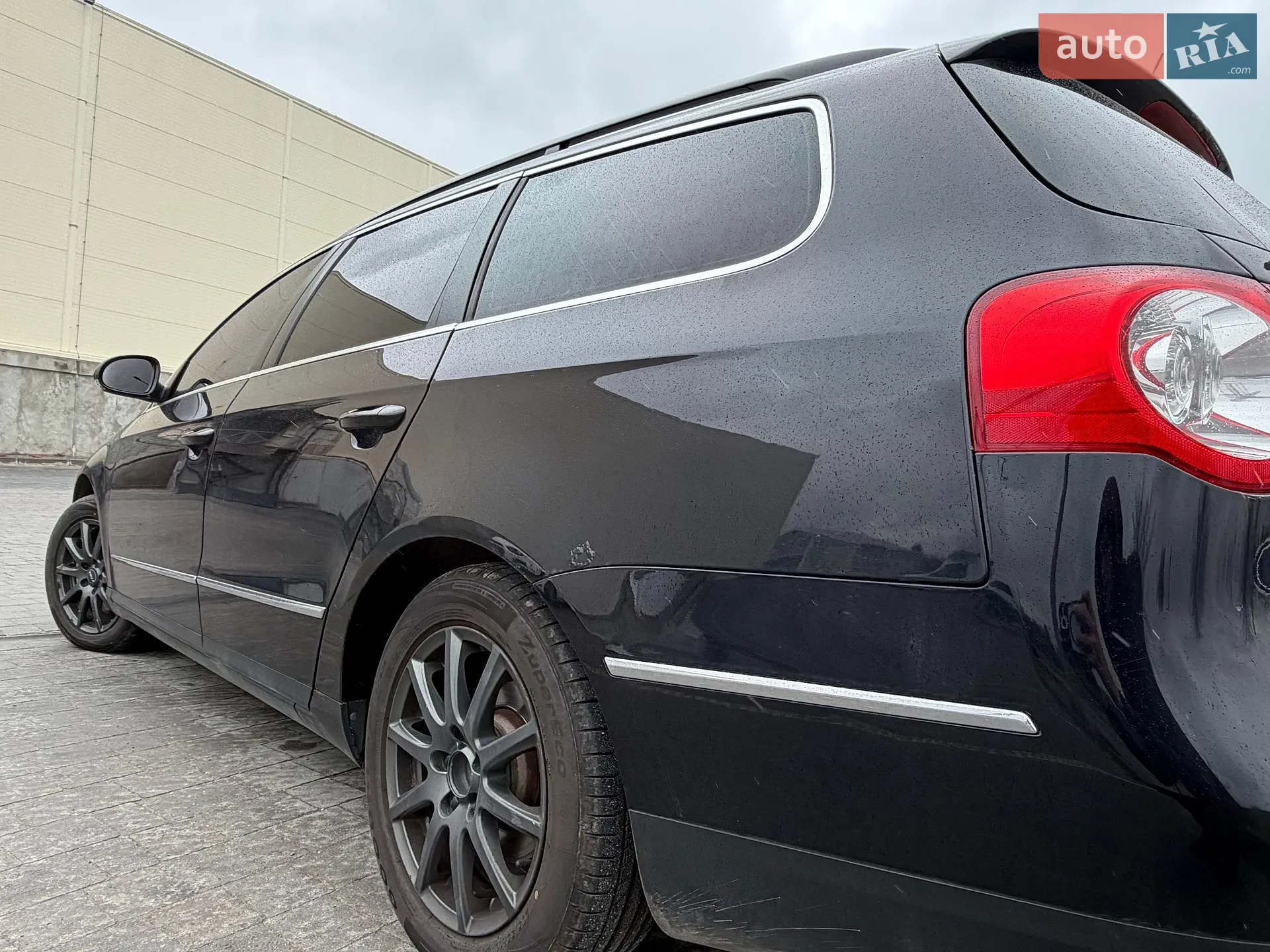 2010 Volkswagen Passat - мініатюра 9