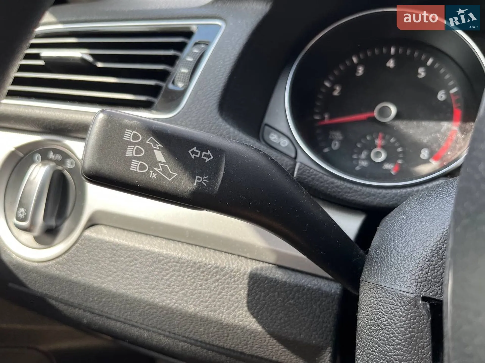 2015 Volkswagen Passat - мініатюра 20