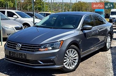 Седан Volkswagen Passat 2016 в Кривому Розі