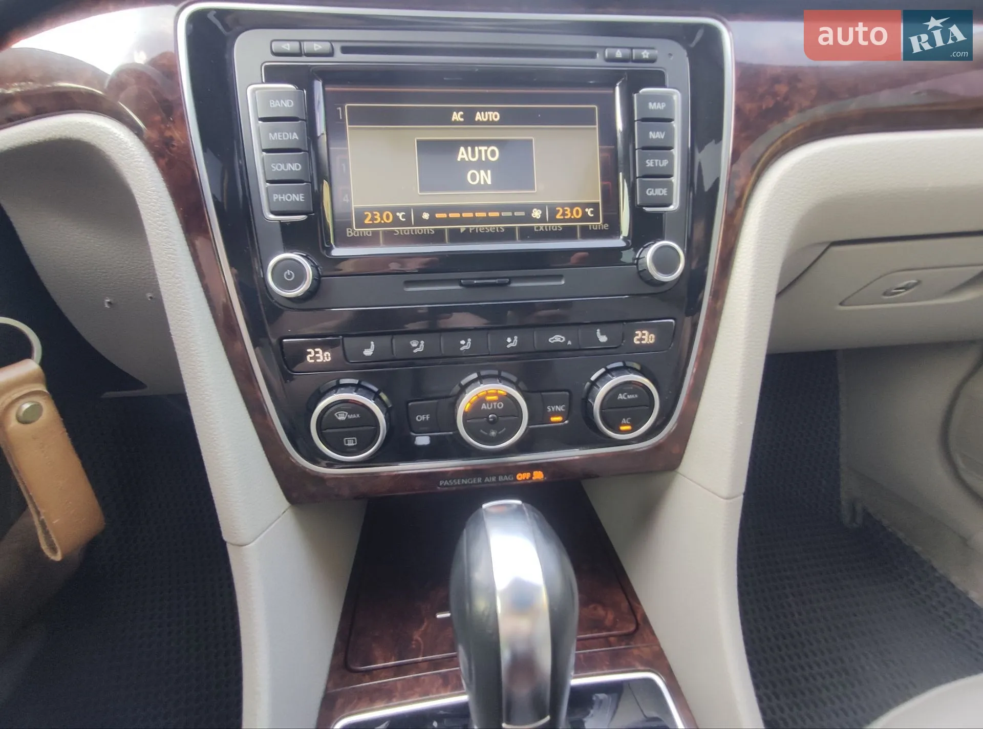 2011 Volkswagen Passat - мініатюра 42