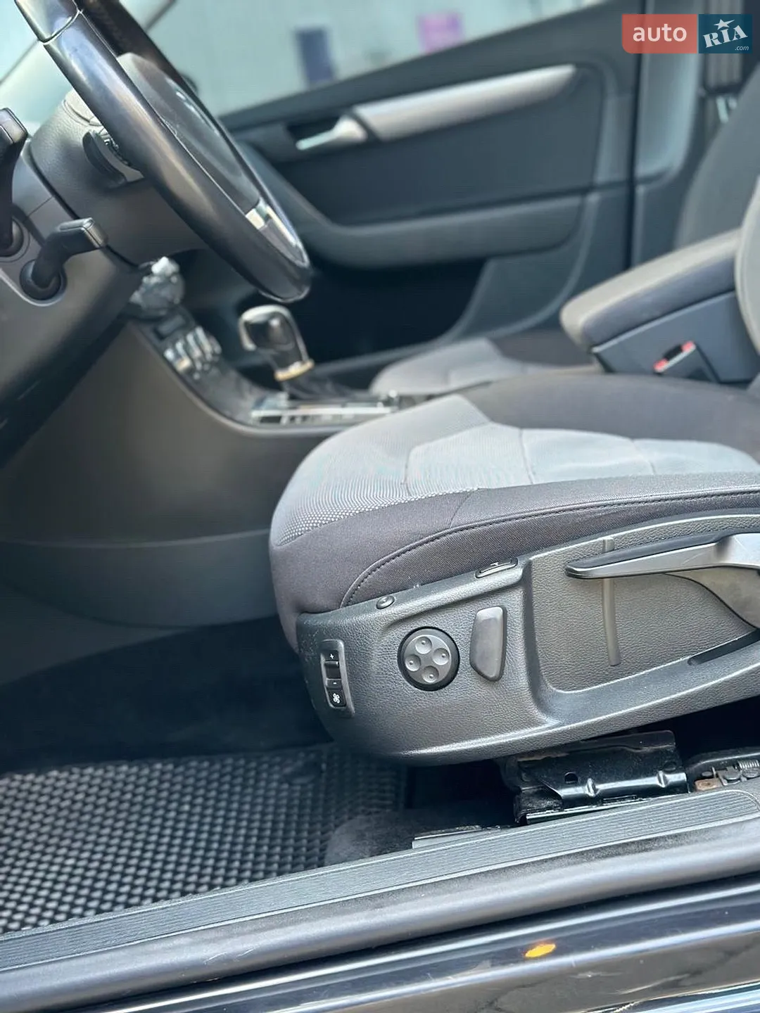 2013 Volkswagen Passat - мініатюра 20