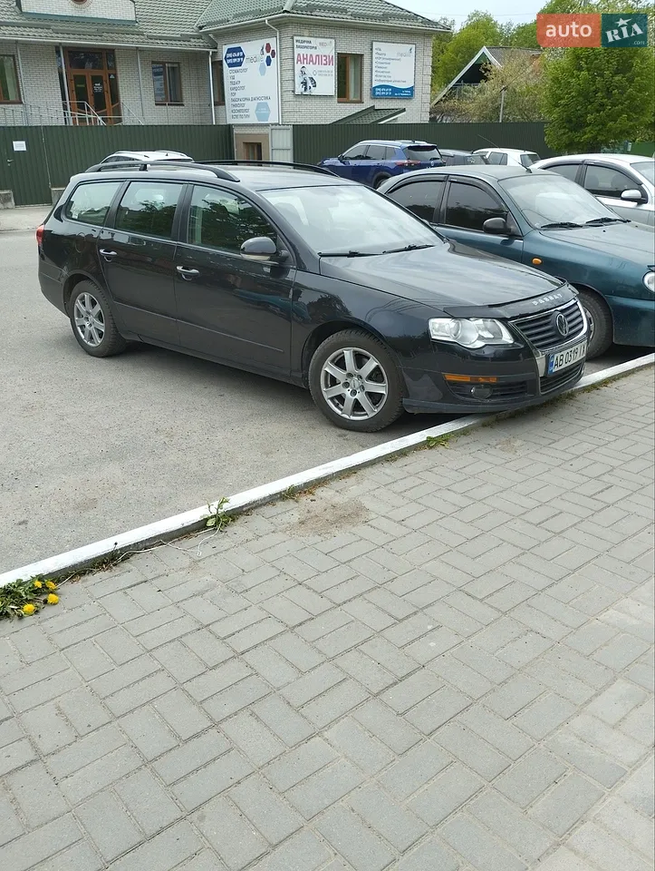 2010 Volkswagen Passat - мініатюра 23