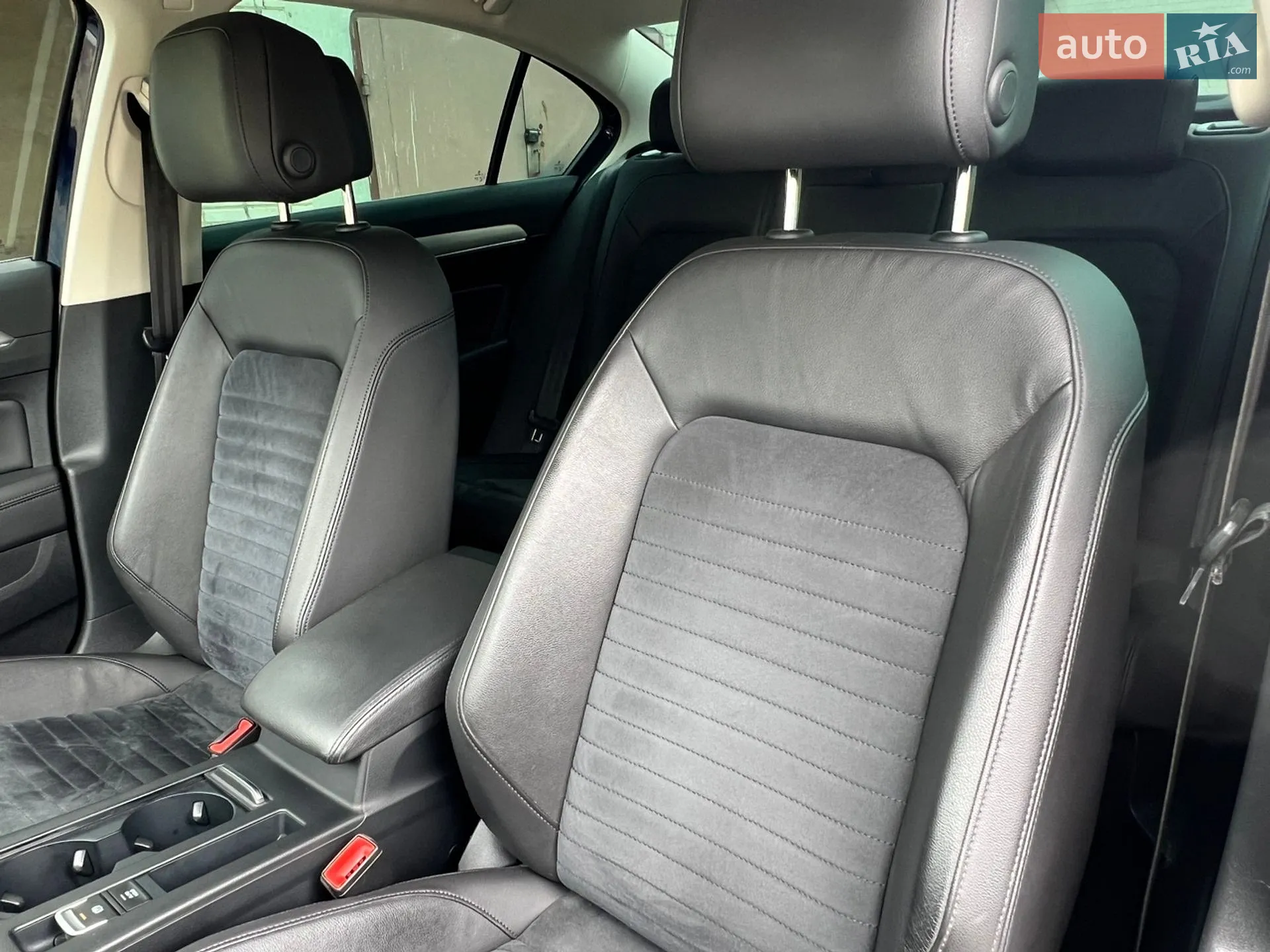 2019 Volkswagen Passat - мініатюра 25