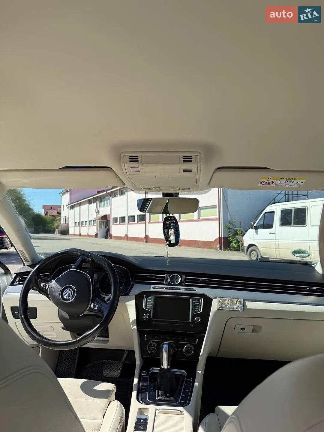 2017 Volkswagen Passat - мініатюра 19