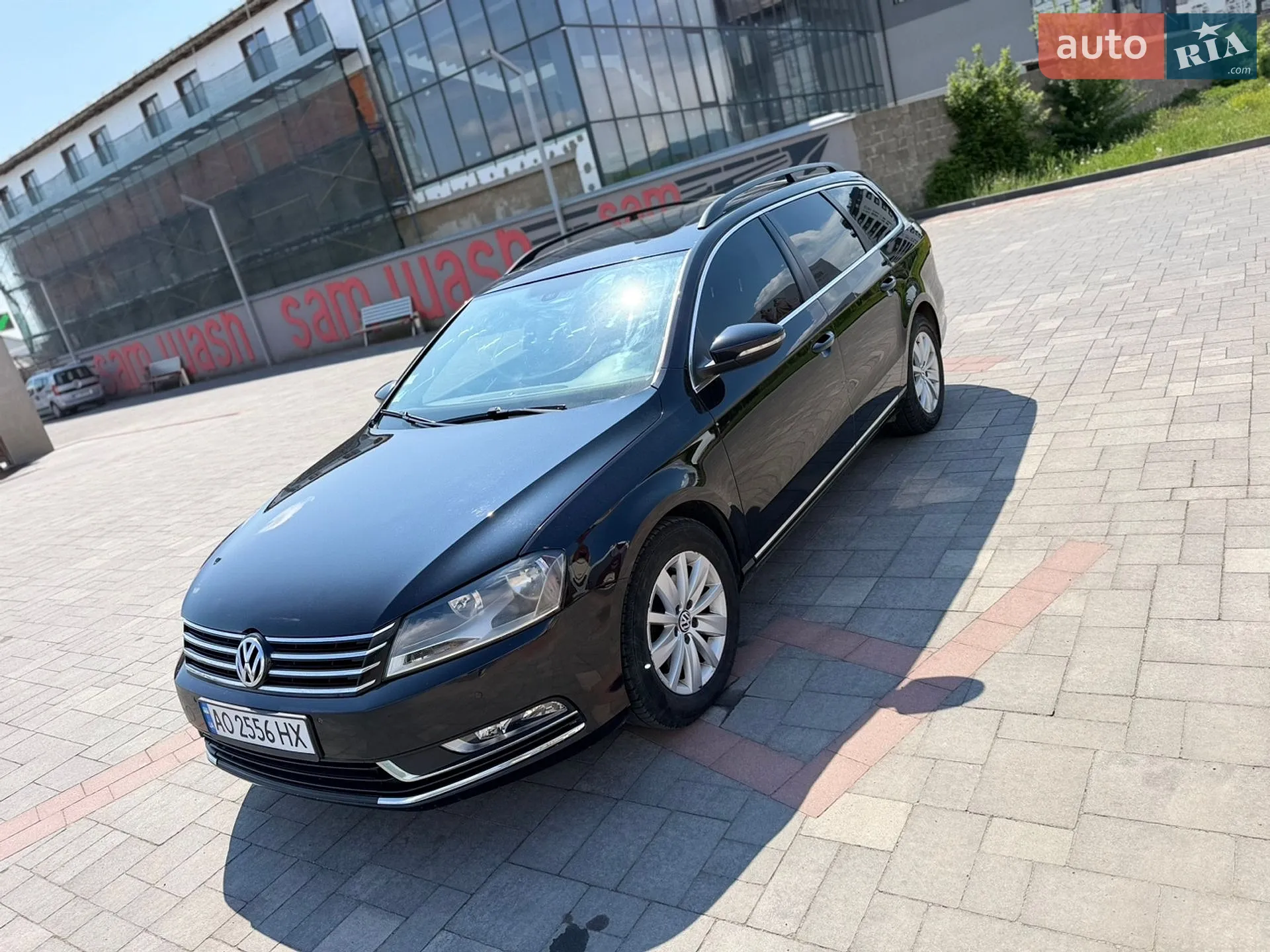 2011 Volkswagen Passat - мініатюра 2