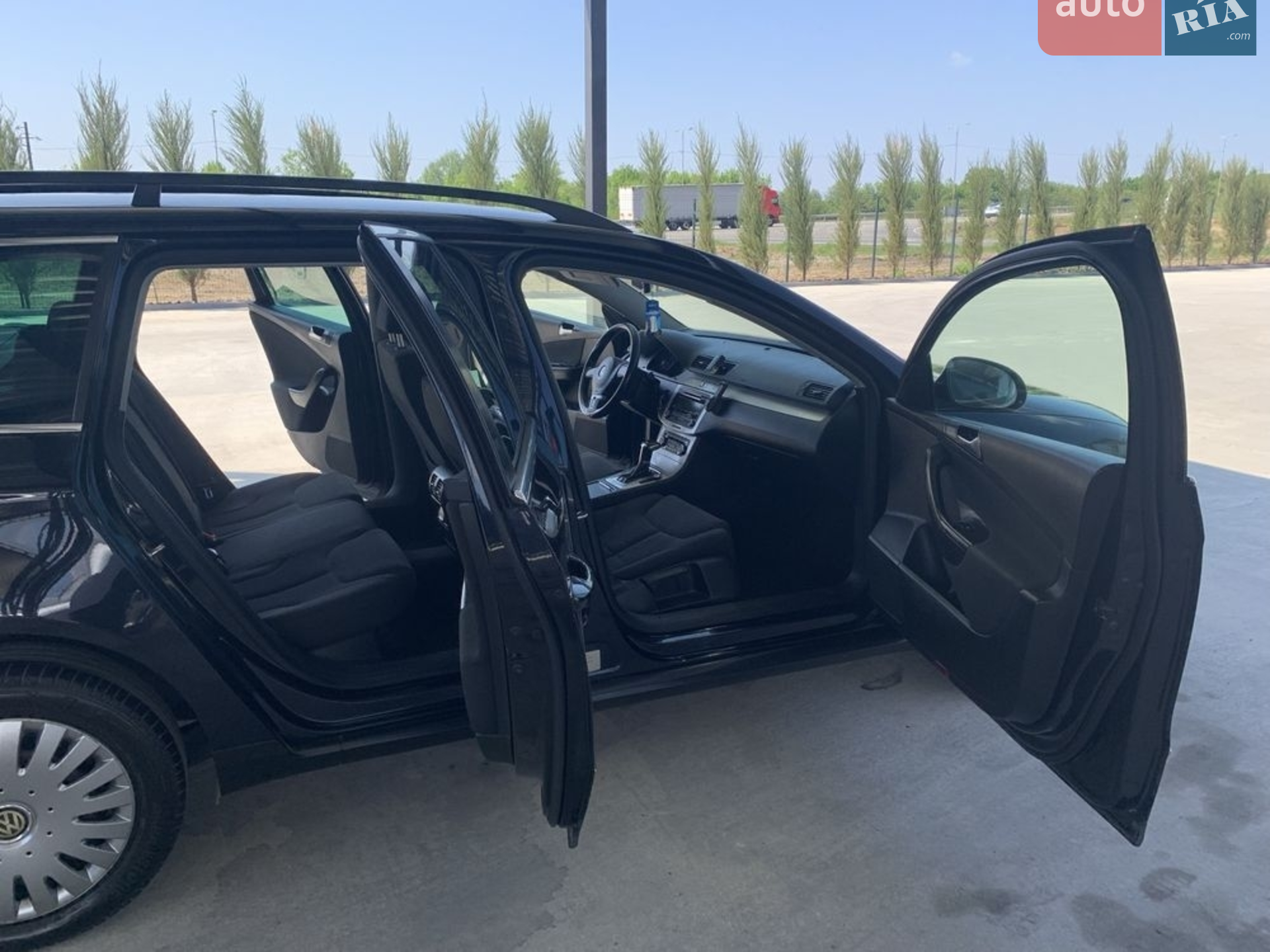 2010 Volkswagen Passat - мініатюра 2