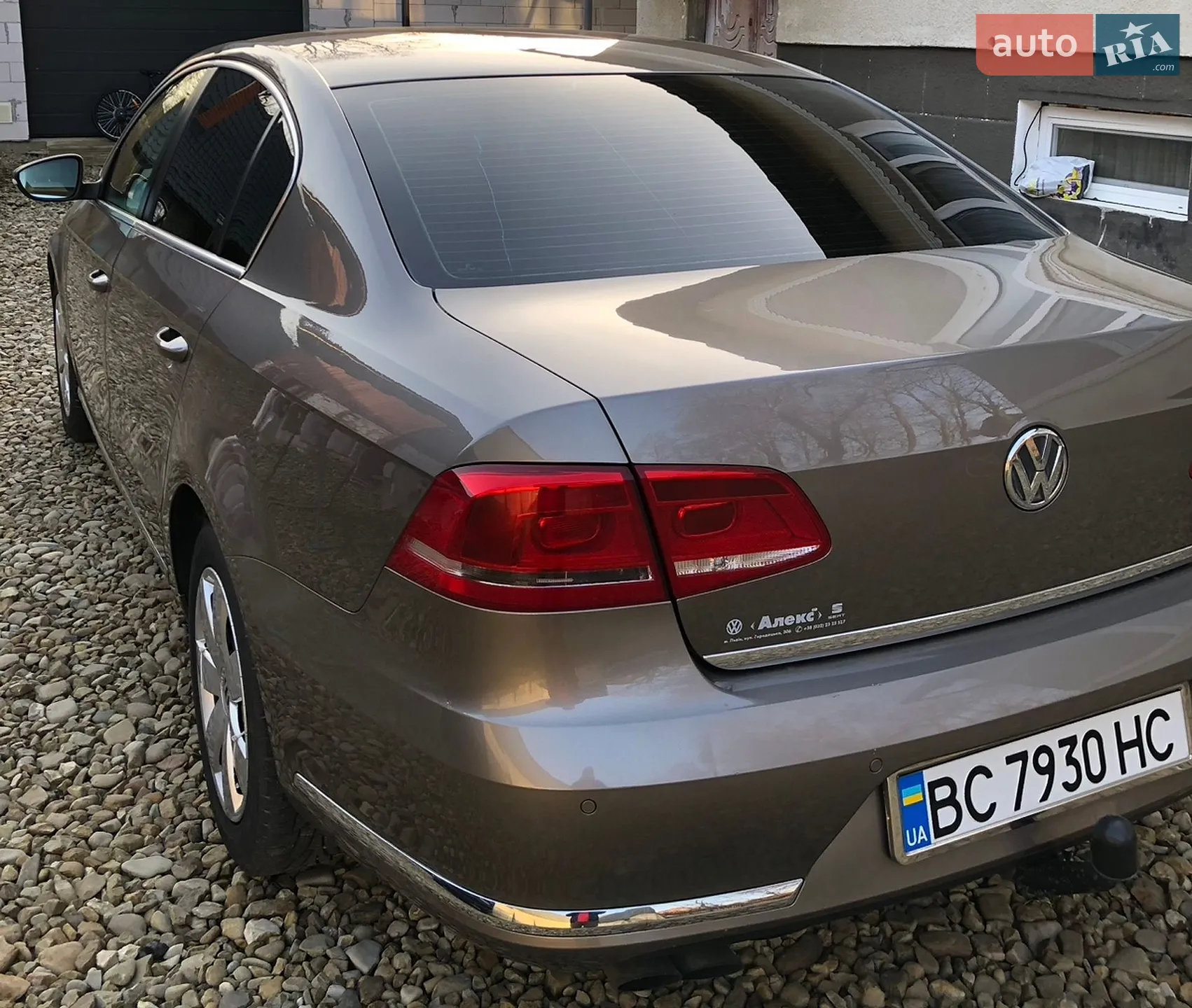 2011 Volkswagen Passat - мініатюра 3