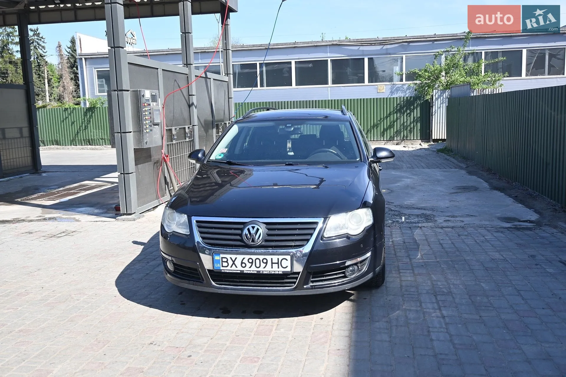 2010 Volkswagen Passat - фото 1