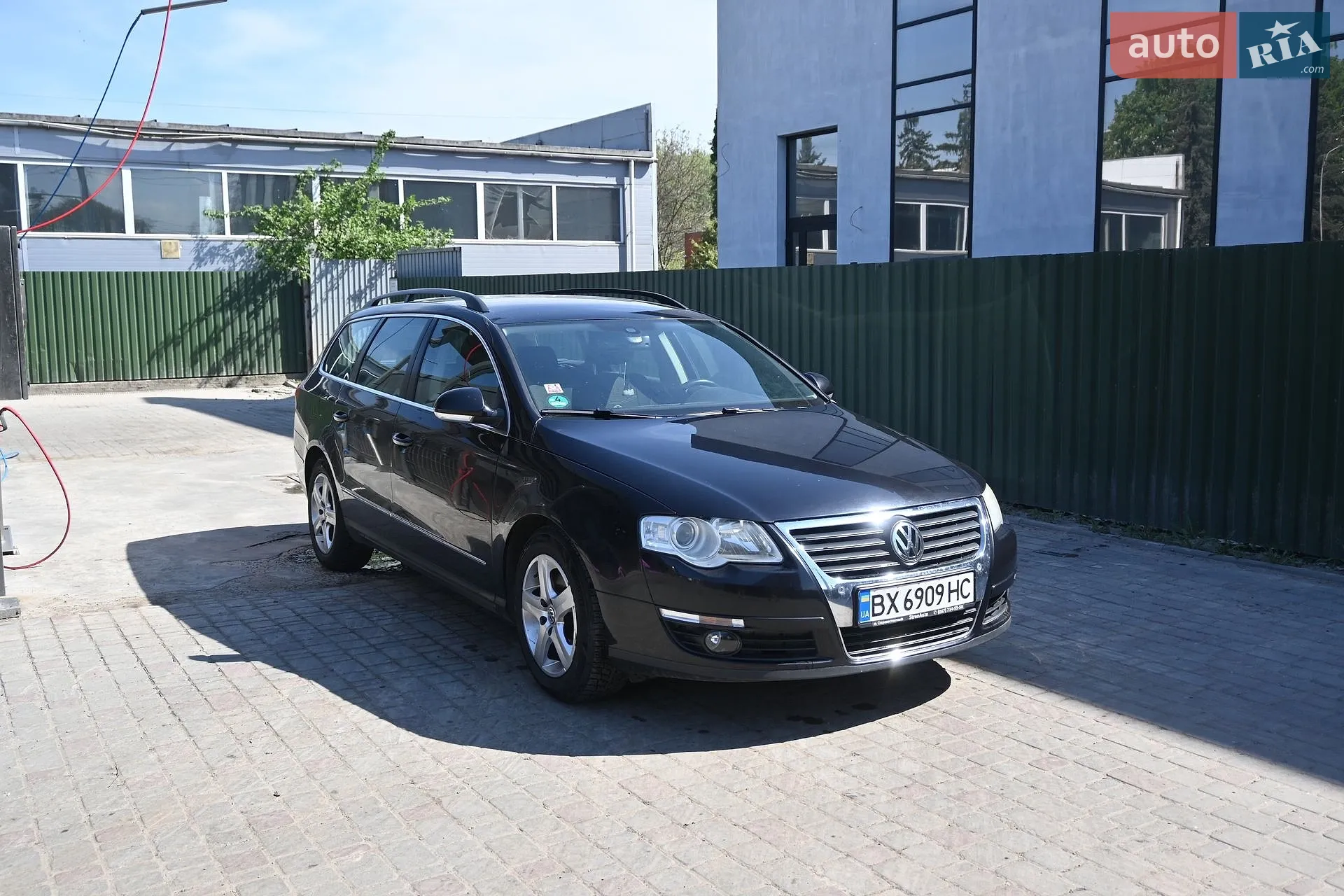 2010 Volkswagen Passat - мініатюра 4