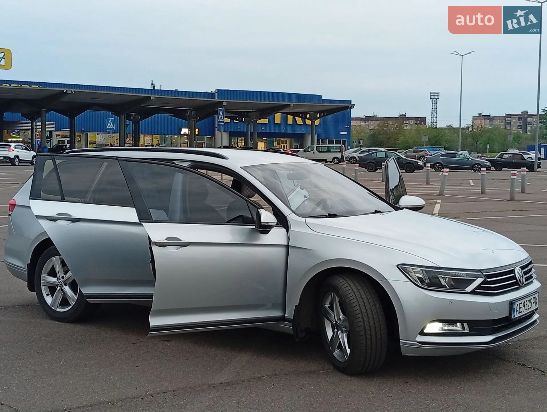2015 Volkswagen Passat - мініатюра 14