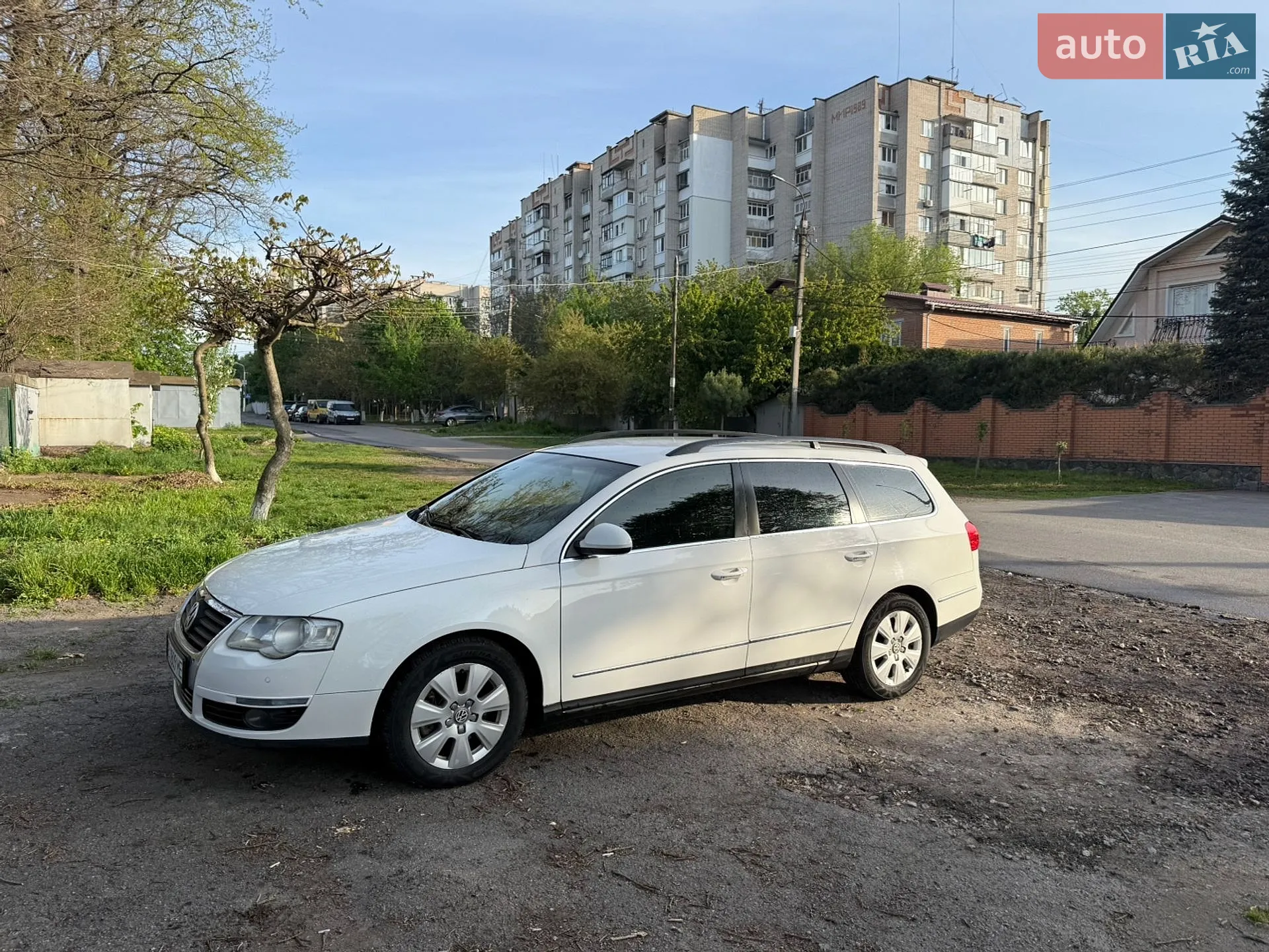 2010 Volkswagen Passat - мініатюра 9