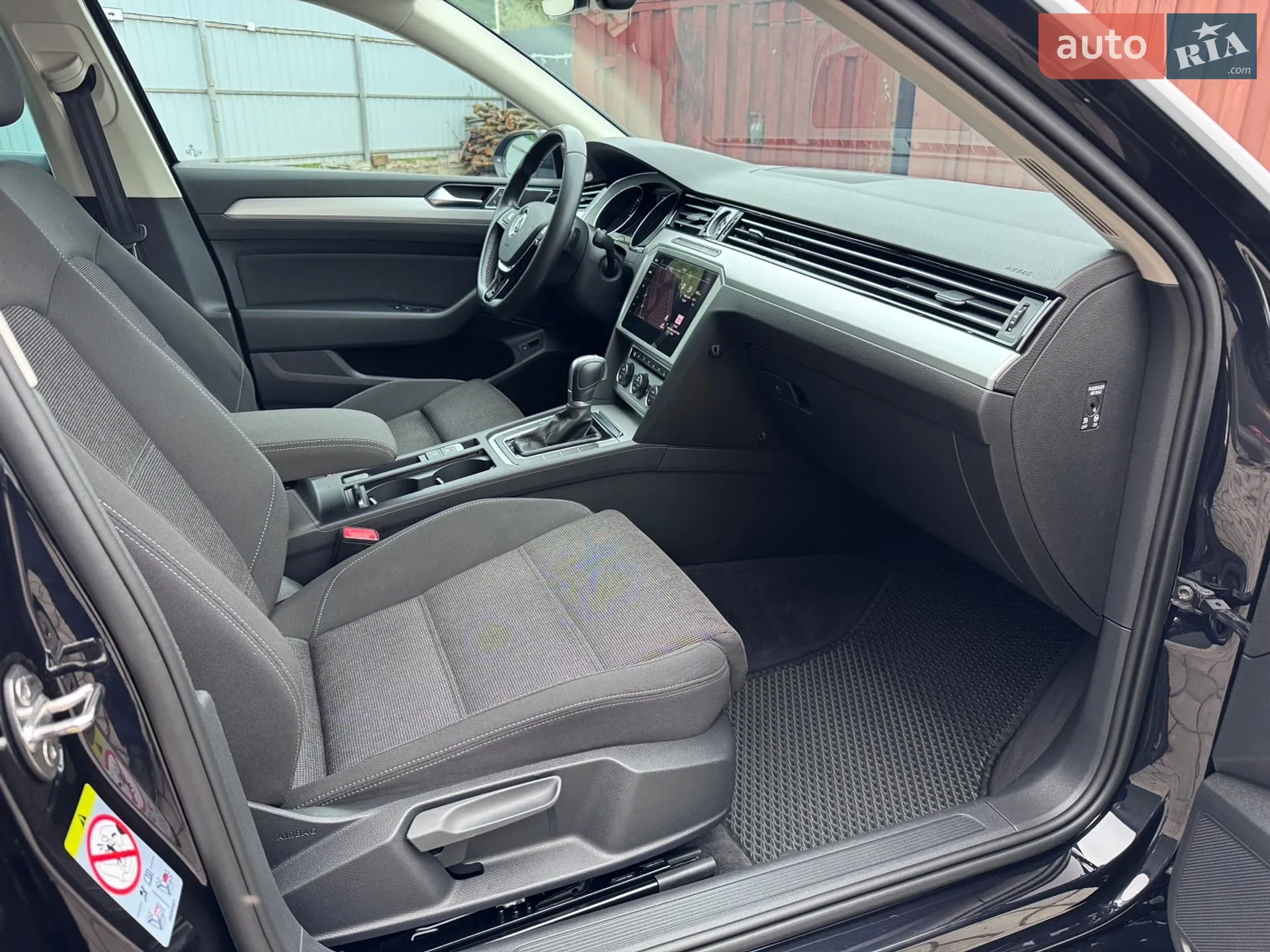 2017 Volkswagen Passat - мініатюра 32