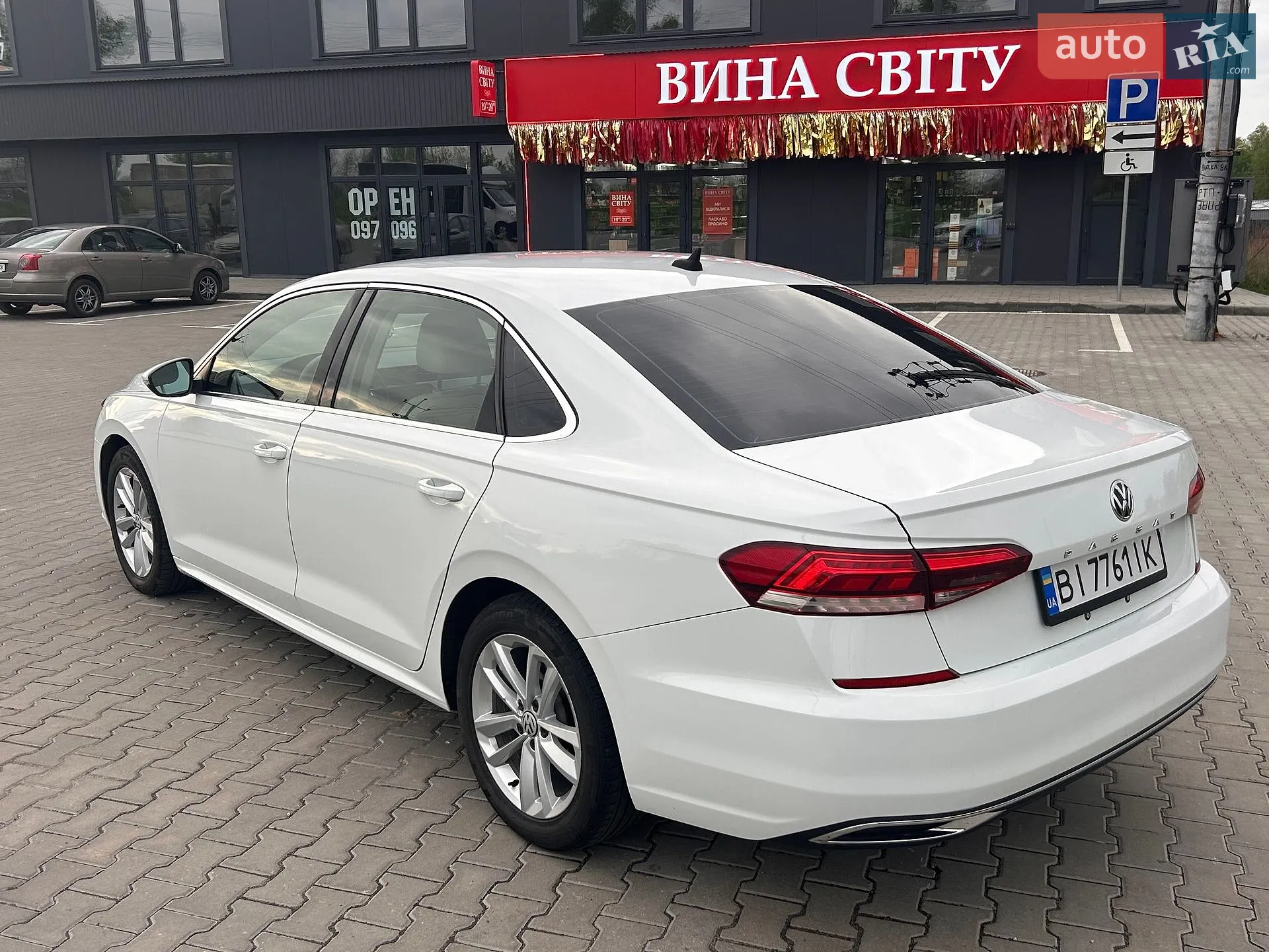 2019 Volkswagen Passat - мініатюра 2