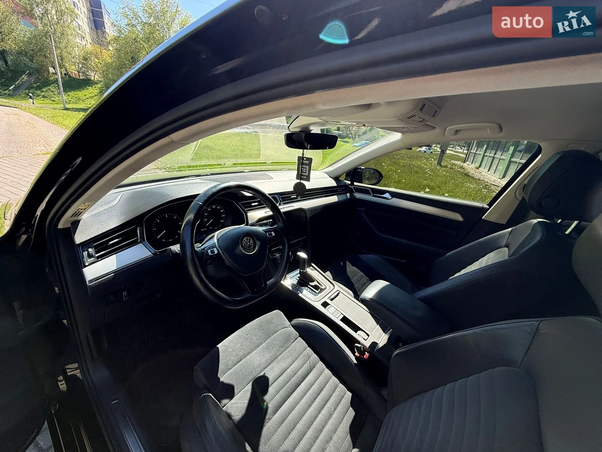 2019 Volkswagen Passat - мініатюра 16