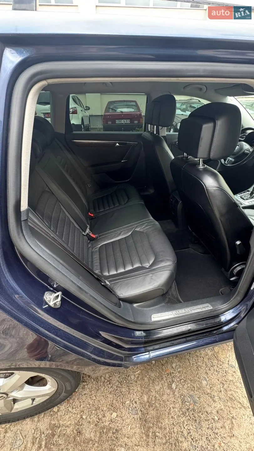 2012 Volkswagen Passat - мініатюра 33