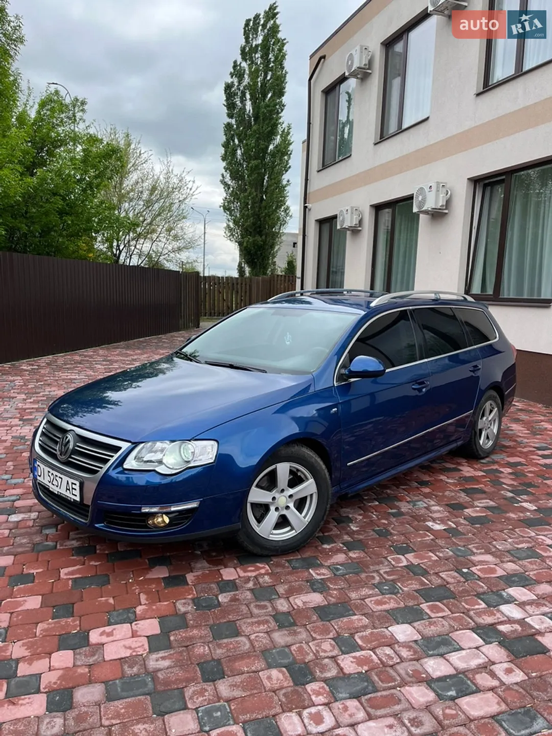 2010 Volkswagen Passat - мініатюра 2