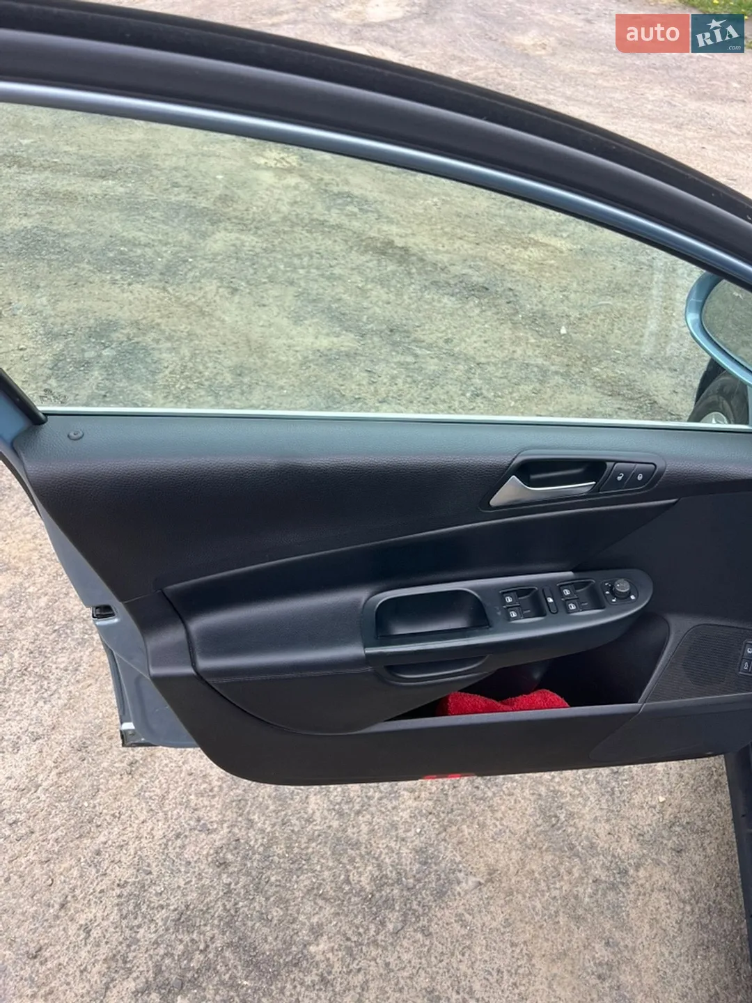 2010 Volkswagen Passat - мініатюра 11