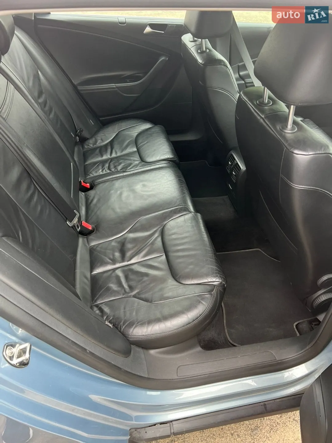 2010 Volkswagen Passat - мініатюра 18