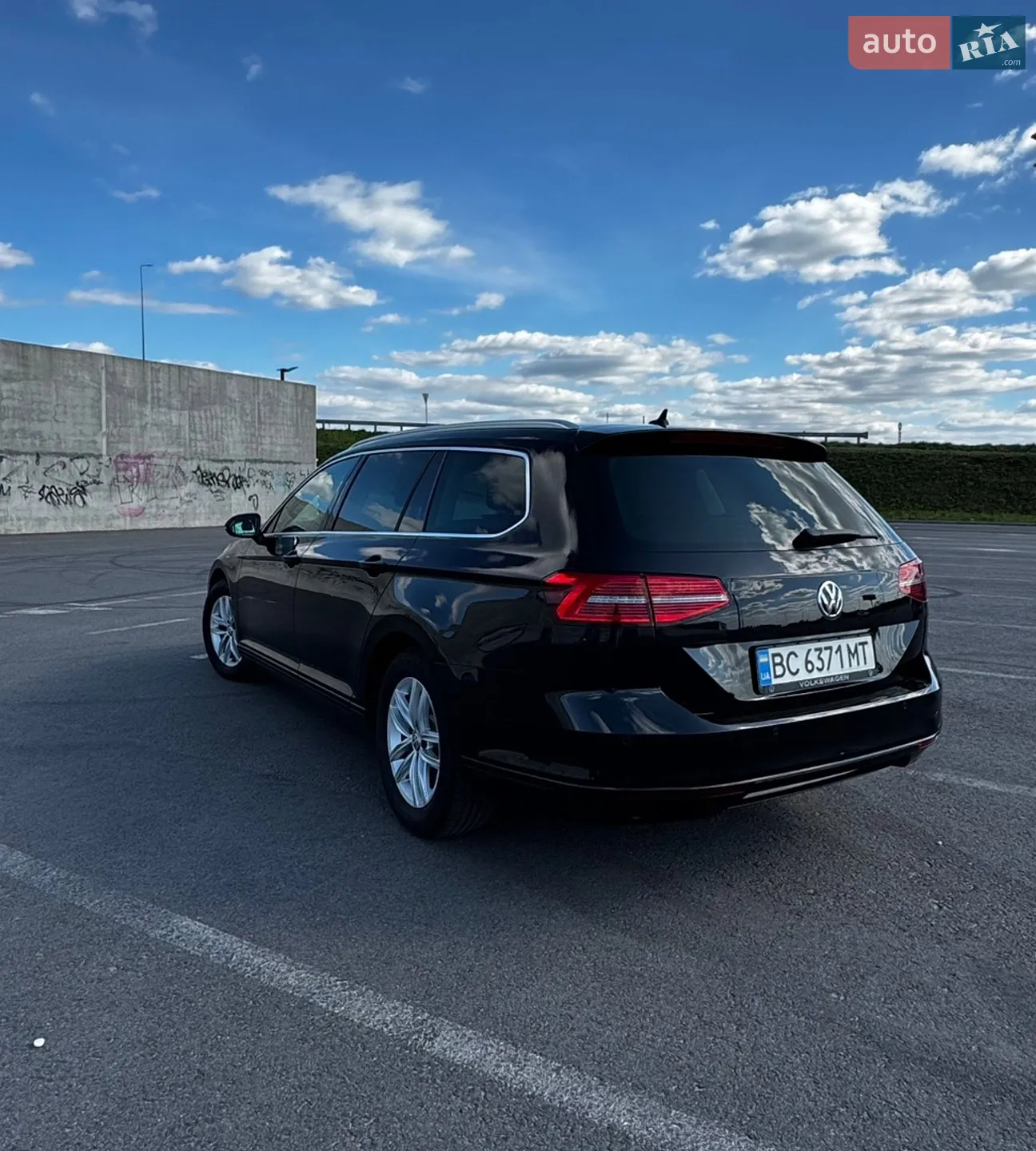 2016 Volkswagen Passat - мініатюра 9