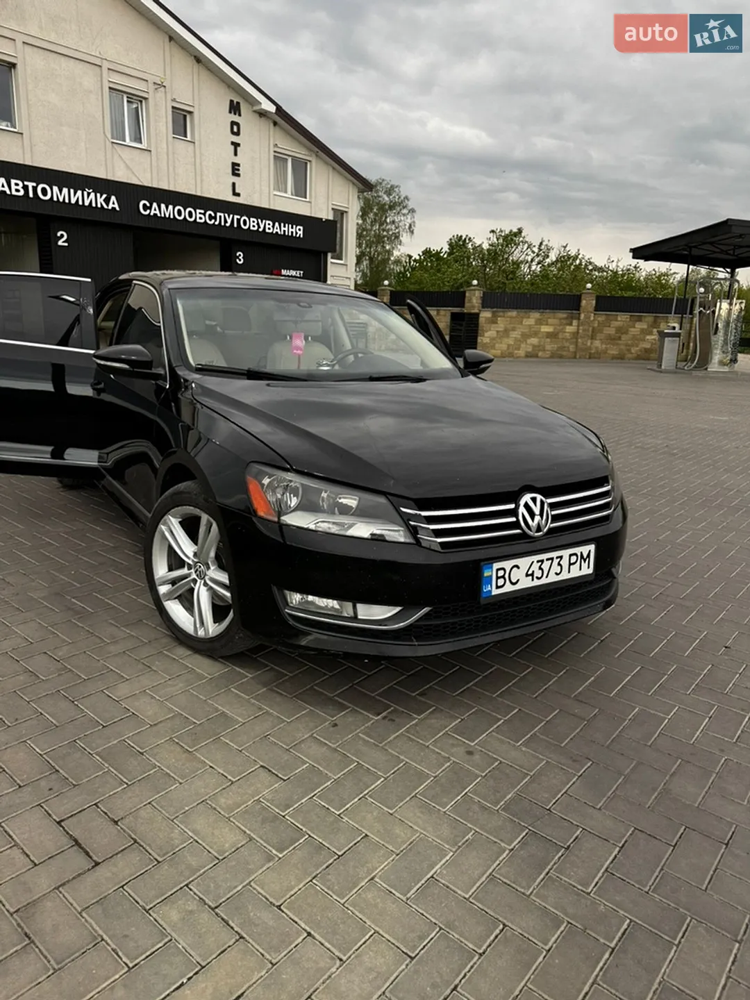 2011 Volkswagen Passat - мініатюра 4