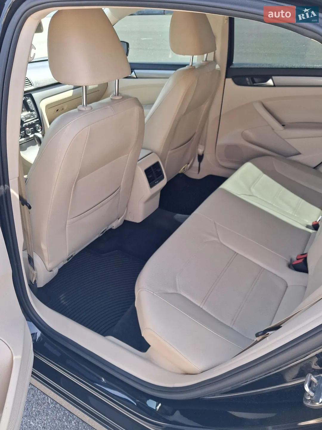 2014 Volkswagen Passat - мініатюра 9