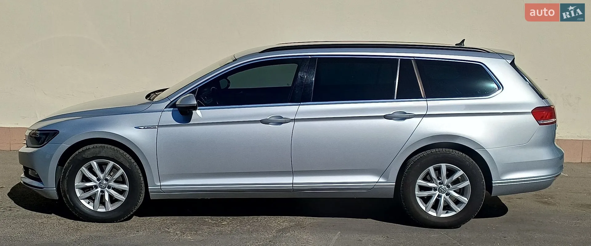 2016 Volkswagen Passat - мініатюра 3