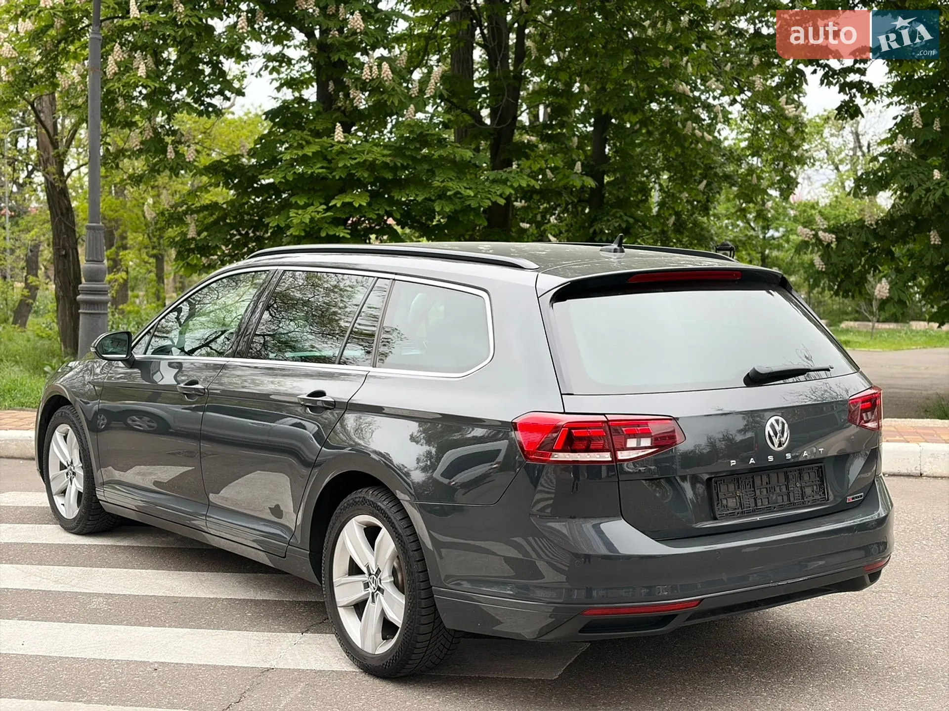 2019 Volkswagen Passat - мініатюра 31
