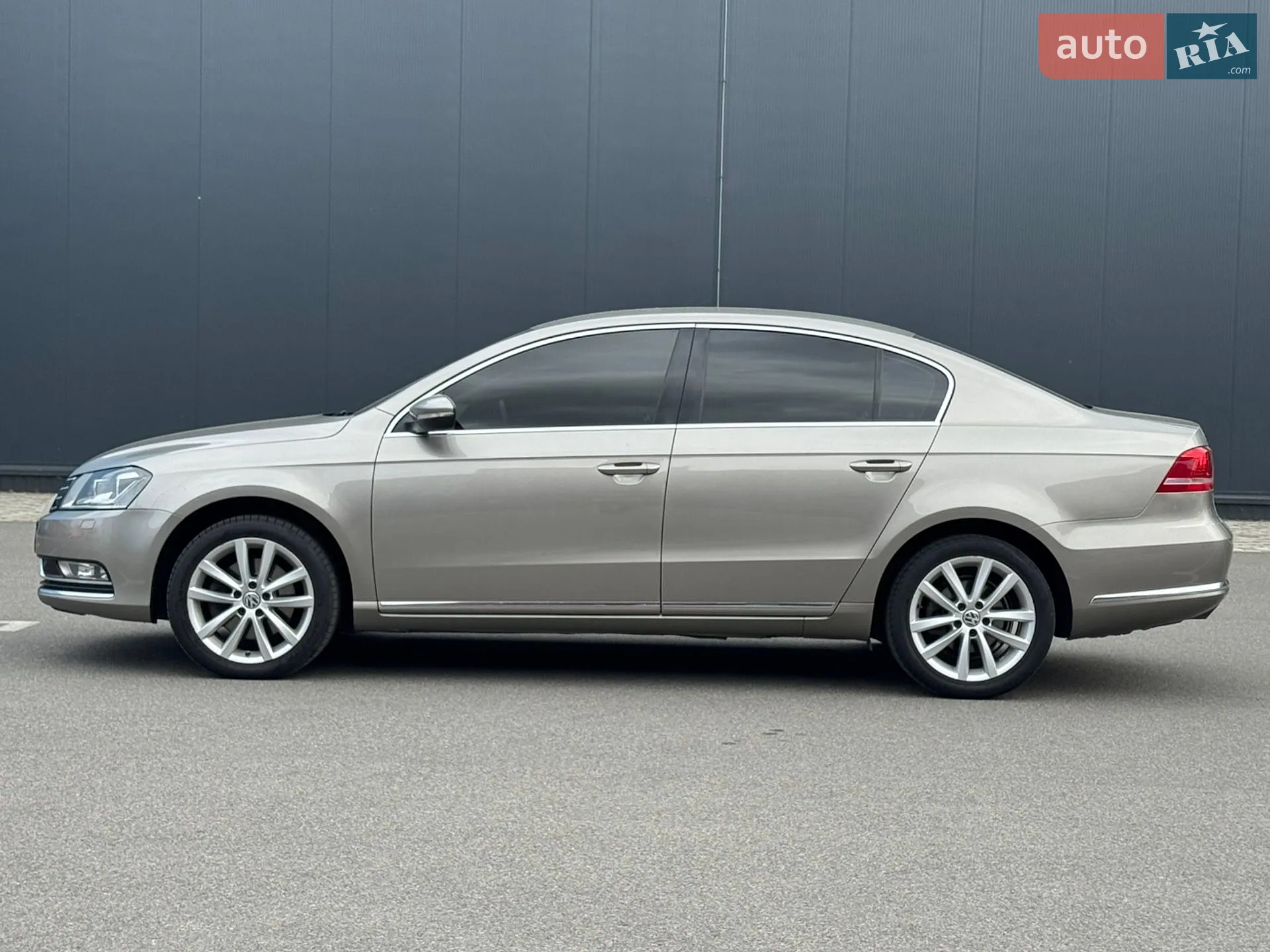 2013 Volkswagen Passat - мініатюра 7