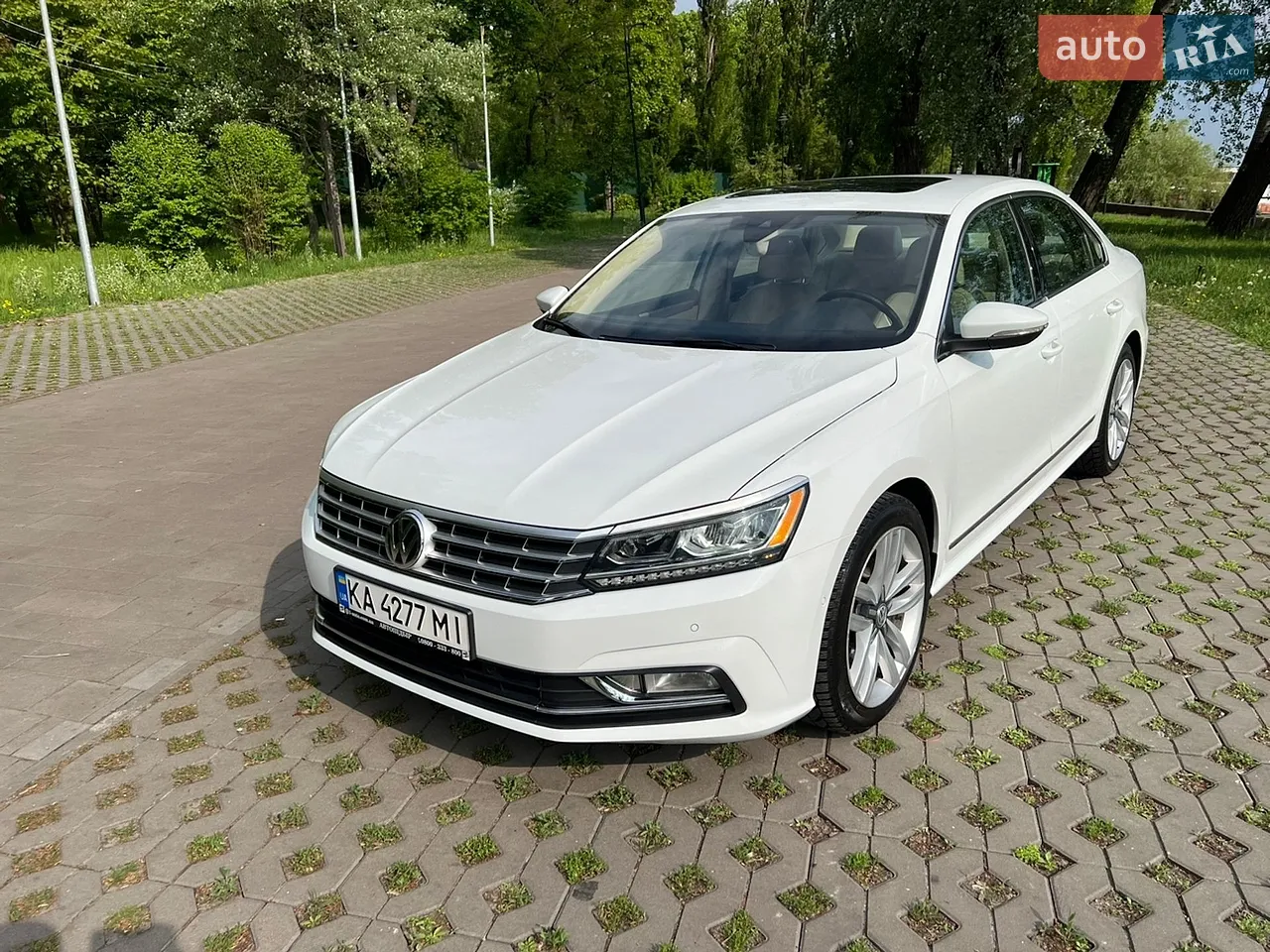 2016 Volkswagen Passat - мініатюра 25