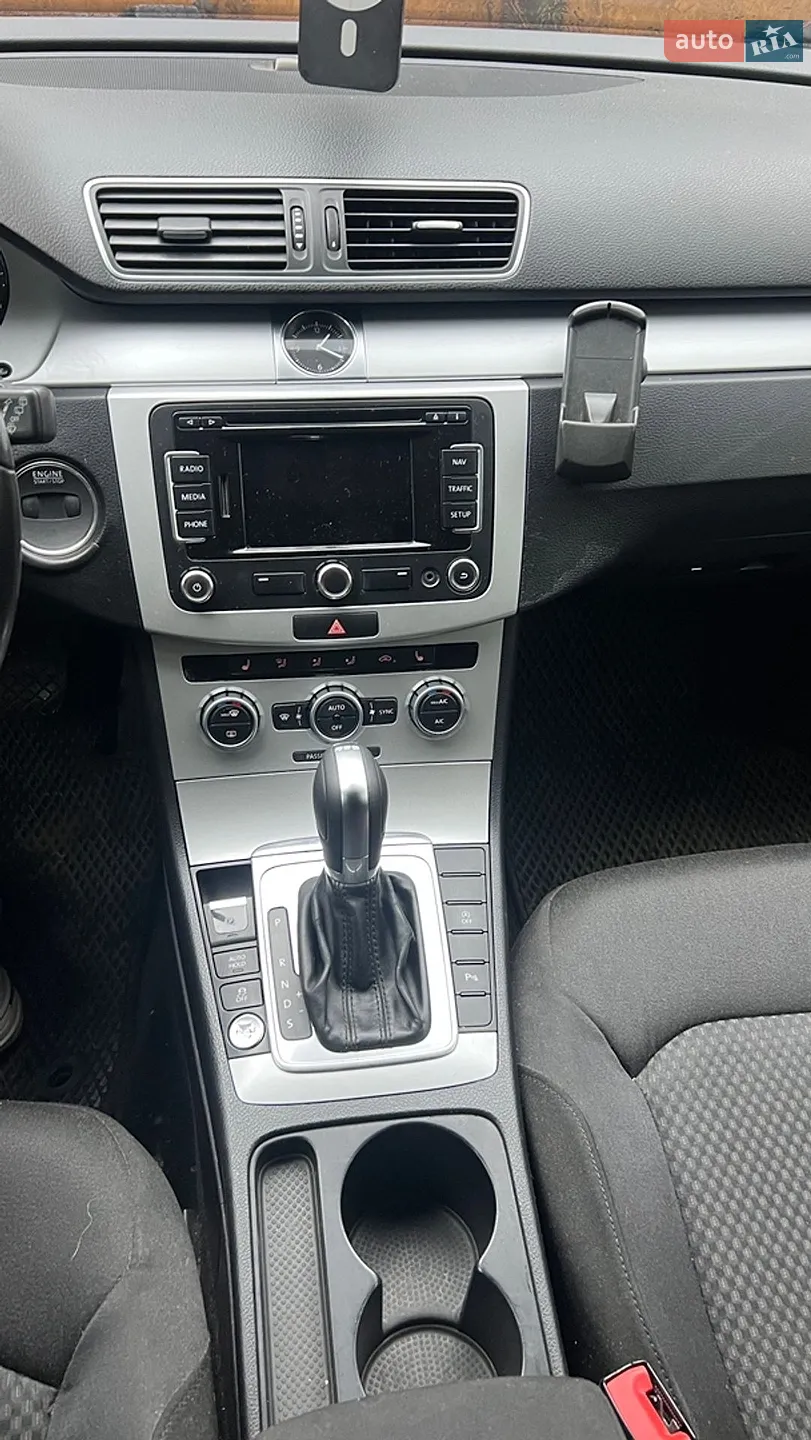 2014 Volkswagen Passat - мініатюра 4