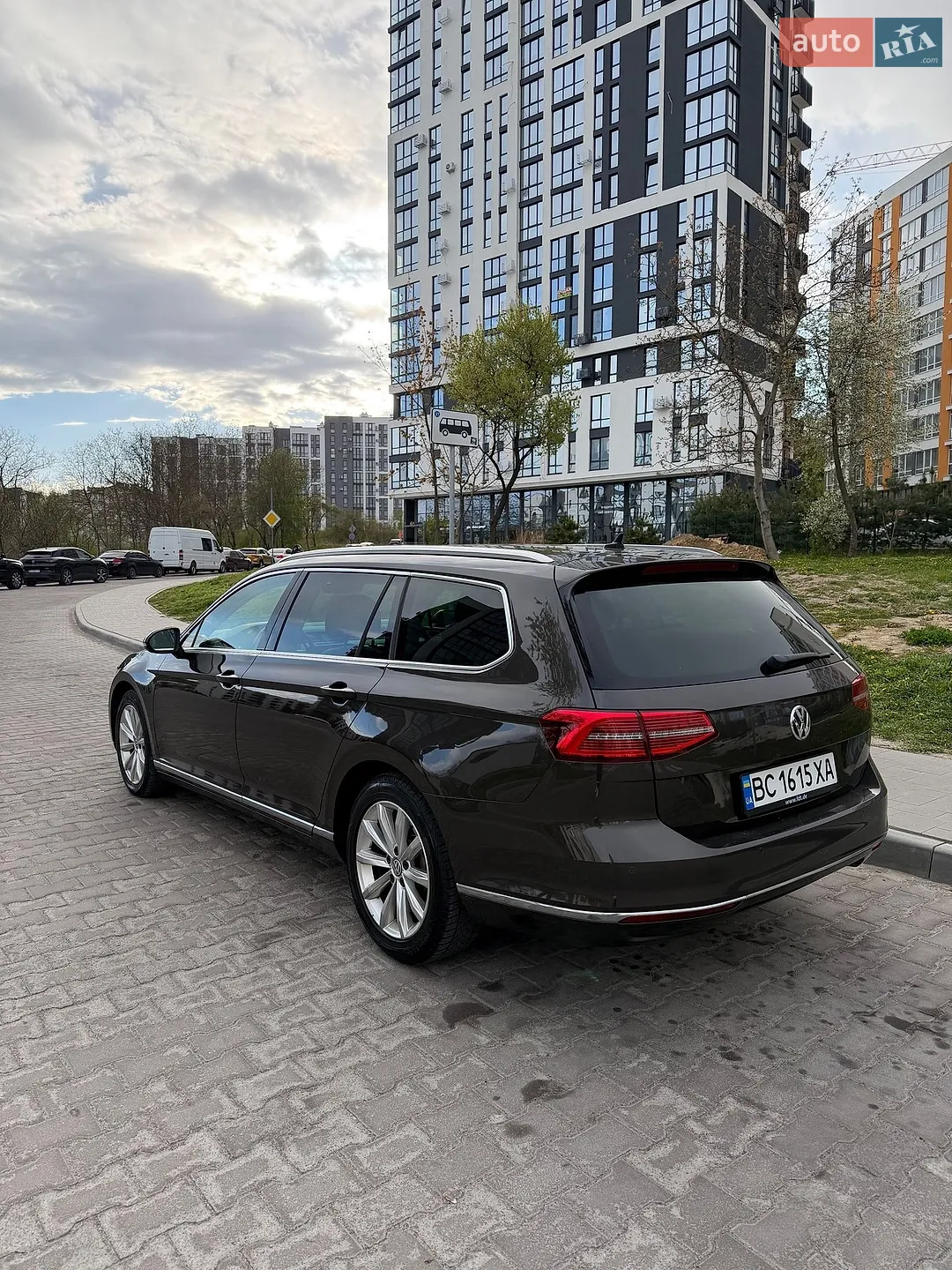 2017 Volkswagen Passat - мініатюра 5