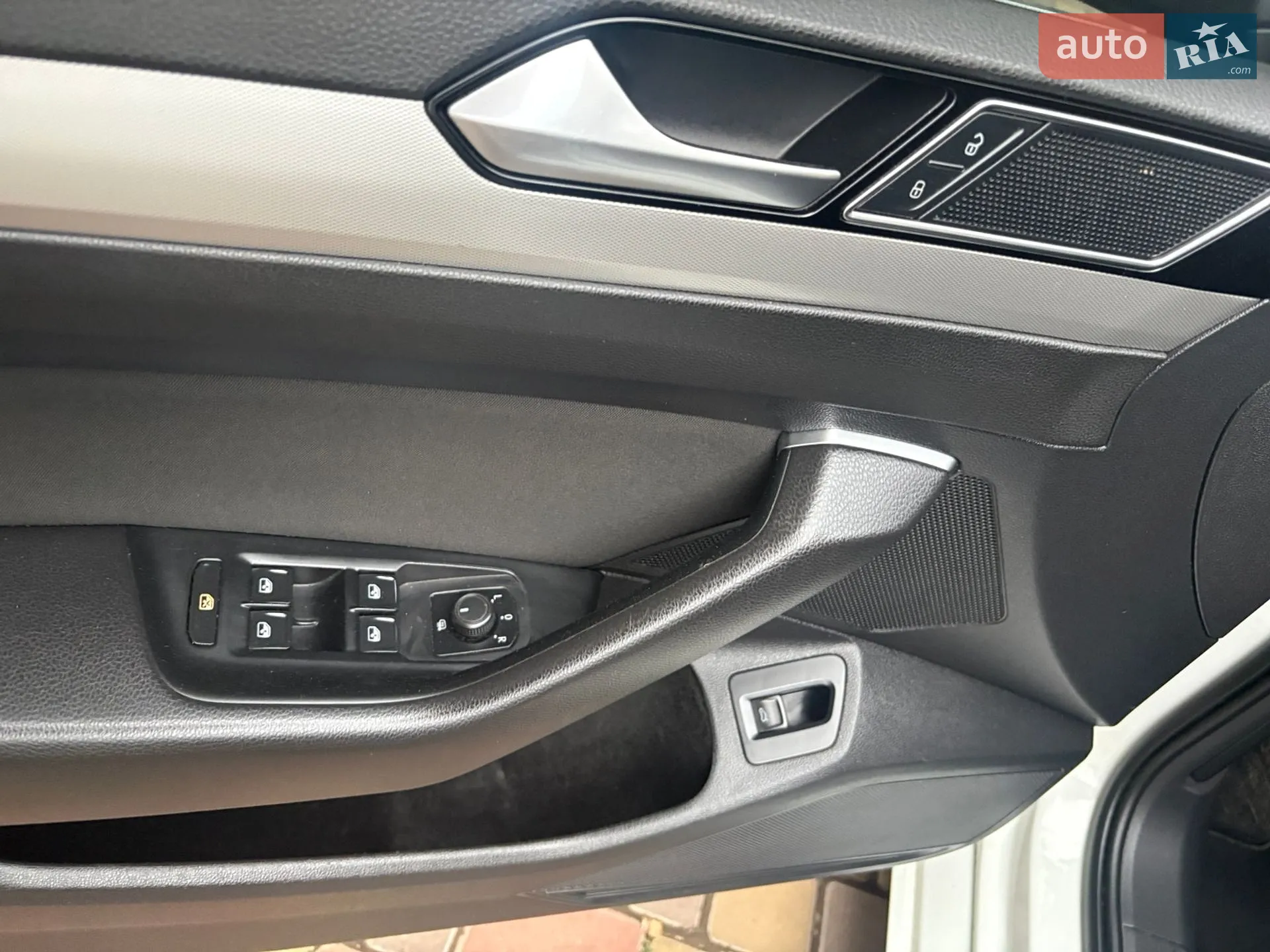 2019 Volkswagen Passat - мініатюра 8