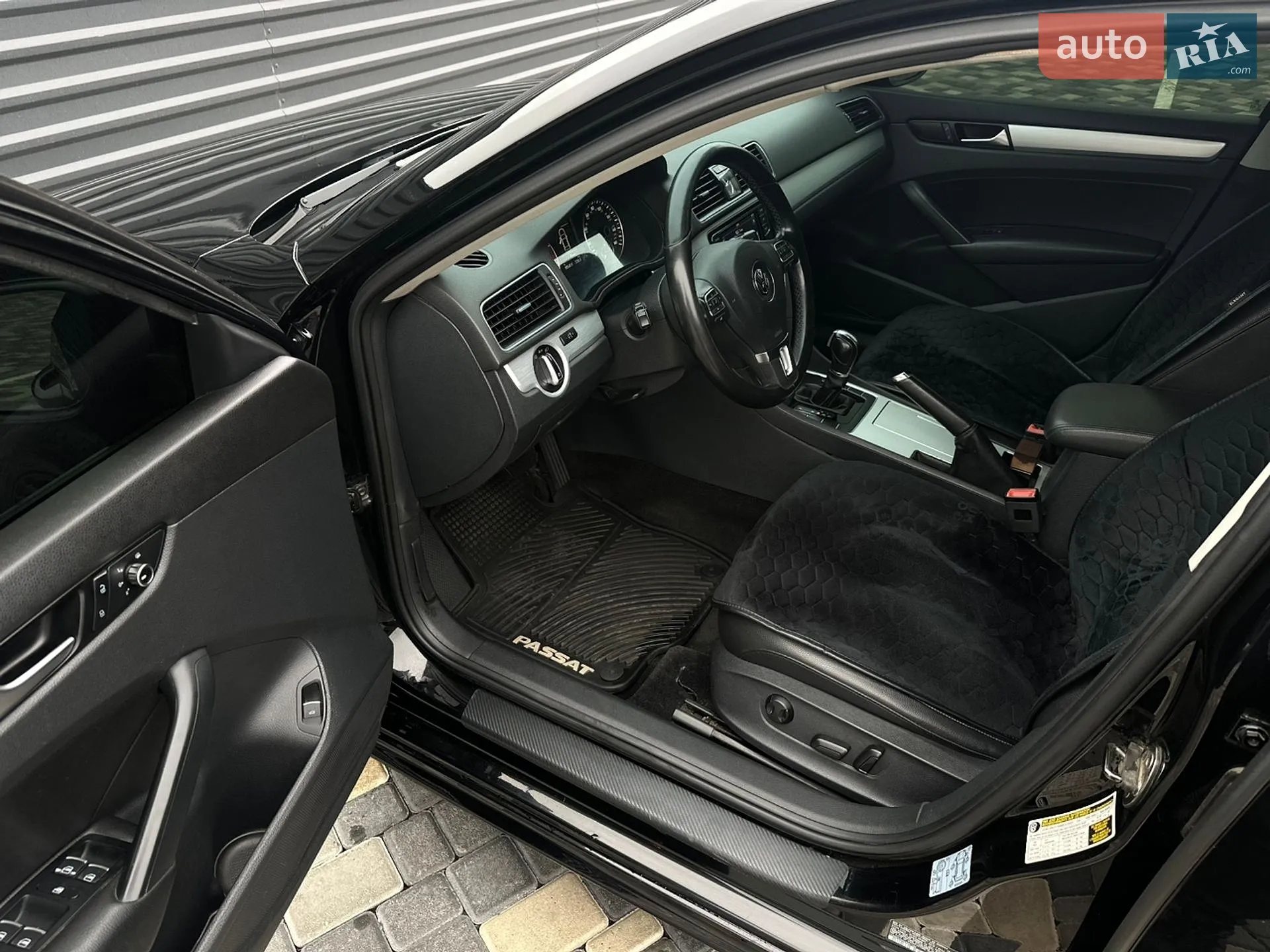 2012 Volkswagen Passat - мініатюра 9