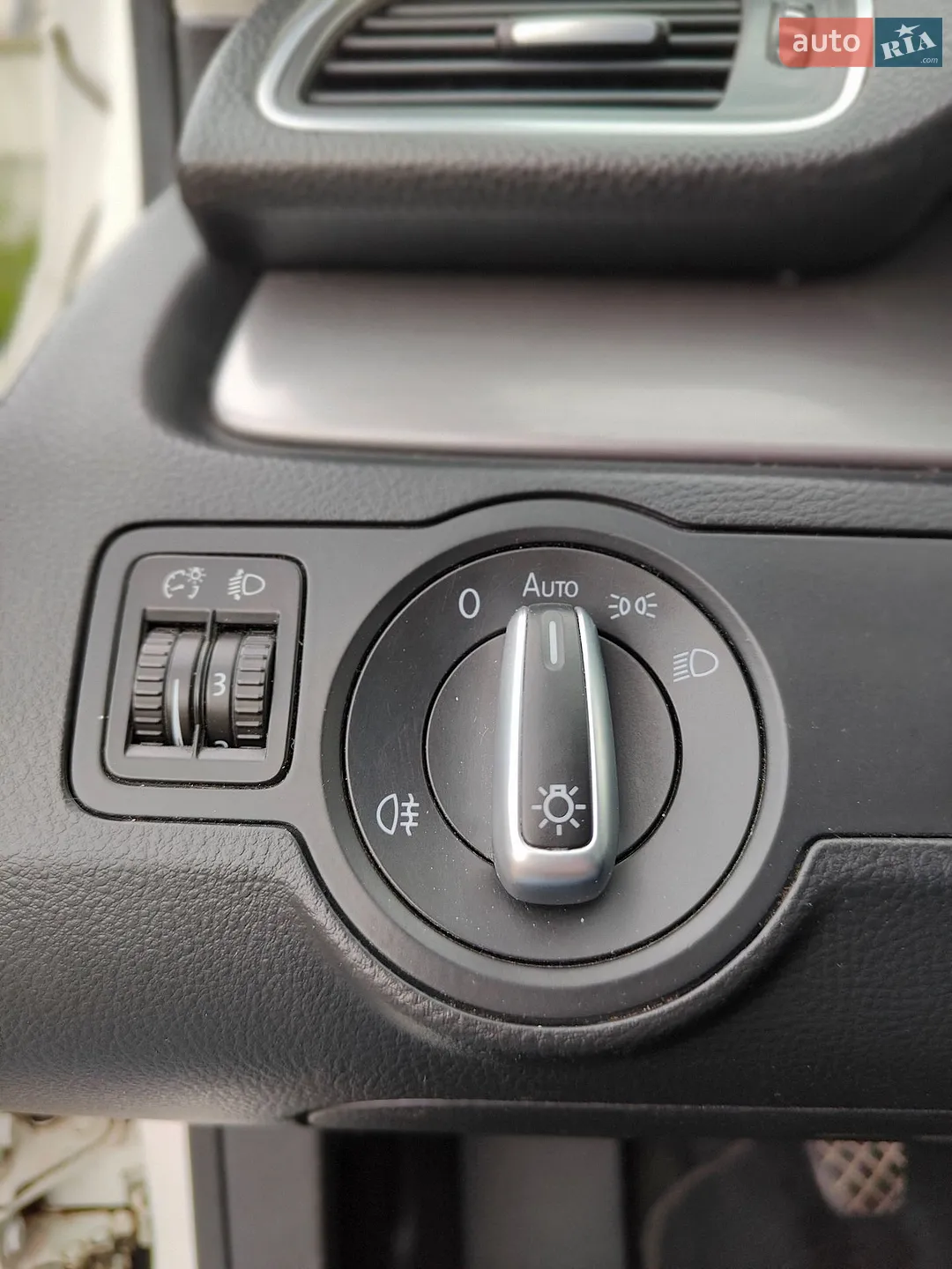 2012 Volkswagen Passat - мініатюра 25