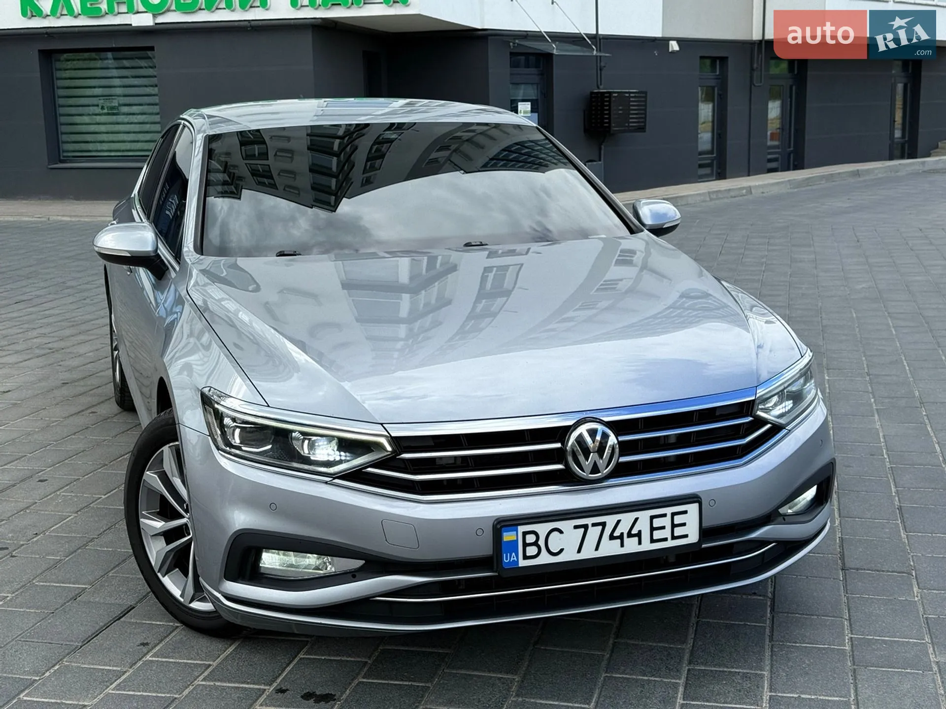 2020 Volkswagen Passat - мініатюра 2