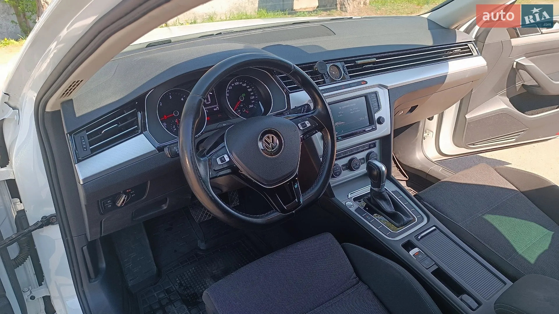 2016 Volkswagen Passat - мініатюра 16