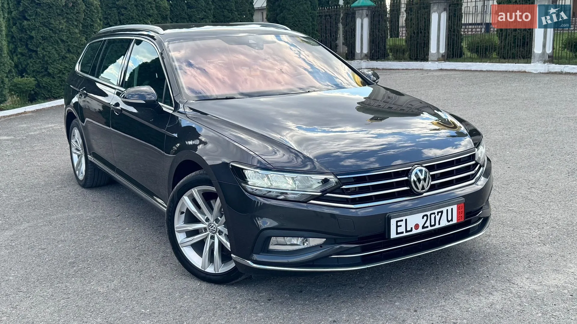 2019 Volkswagen Passat - фото 1