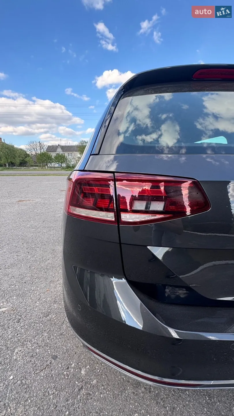2019 Volkswagen Passat - мініатюра 16