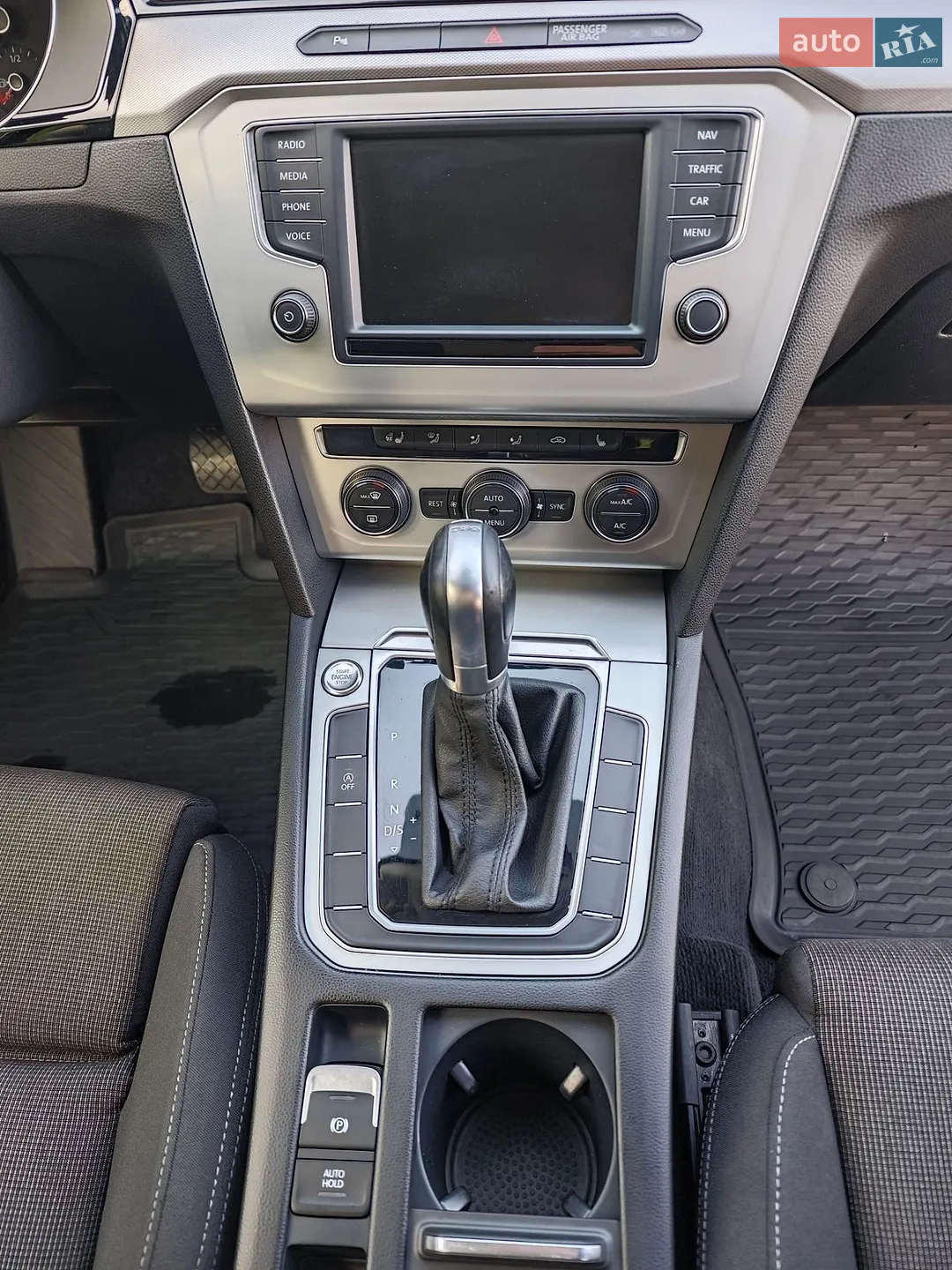 2016 Volkswagen Passat - мініатюра 36
