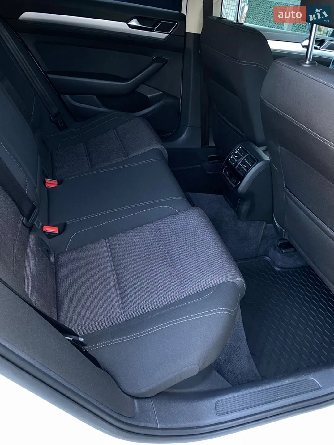 2015 Volkswagen Passat - мініатюра 21